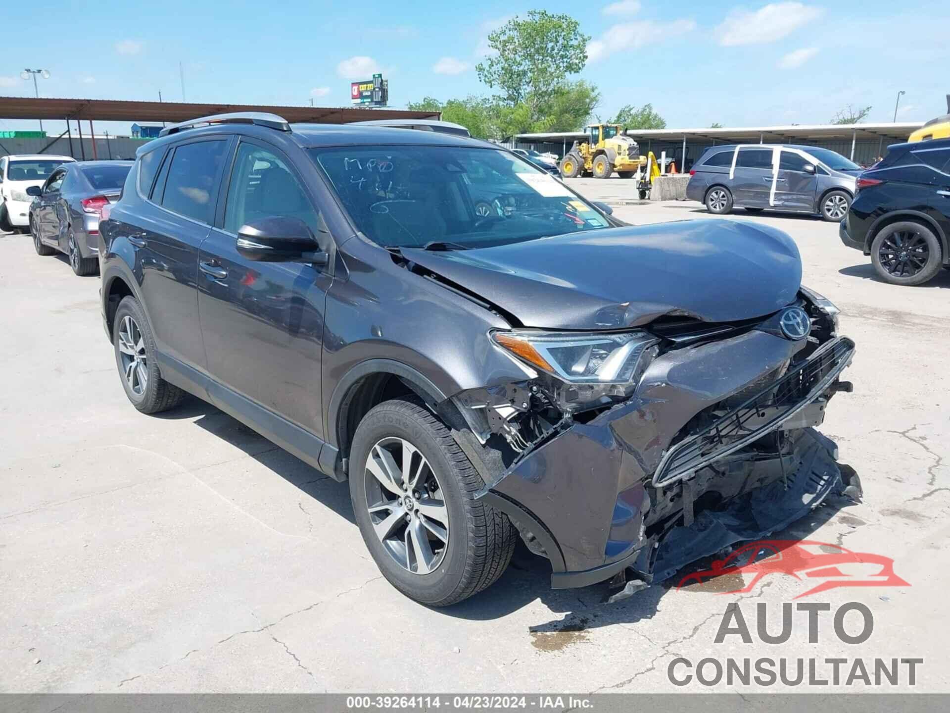 TOYOTA RAV4 2018 - JTMWFREV4JJ741782