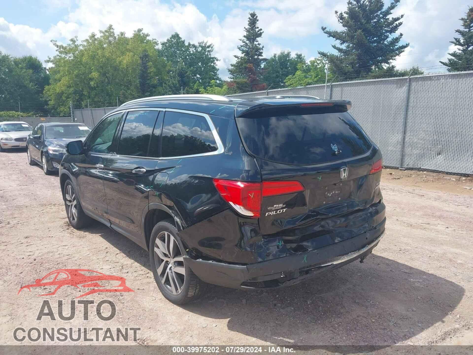 HONDA PILOT 2016 - 5FNYF6H96GB047357