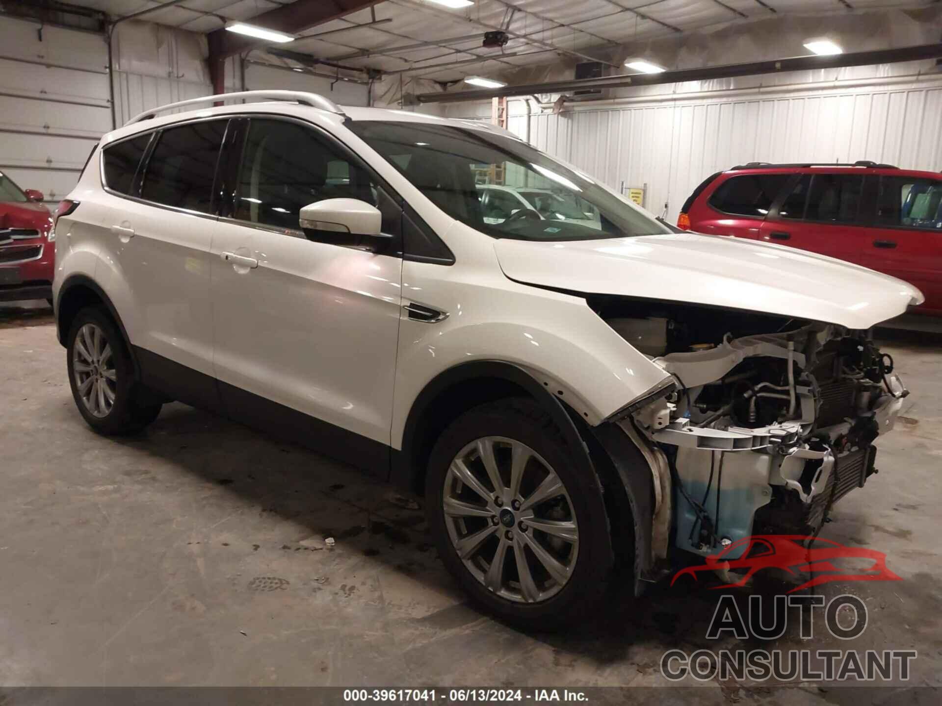 FORD ESCAPE 2018 - 1FMCU9J98JUC64558