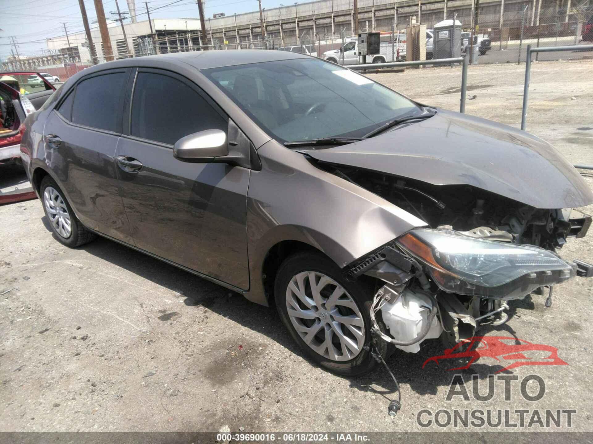 TOYOTA COROLLA 2018 - 5YFBURHE8JP778829