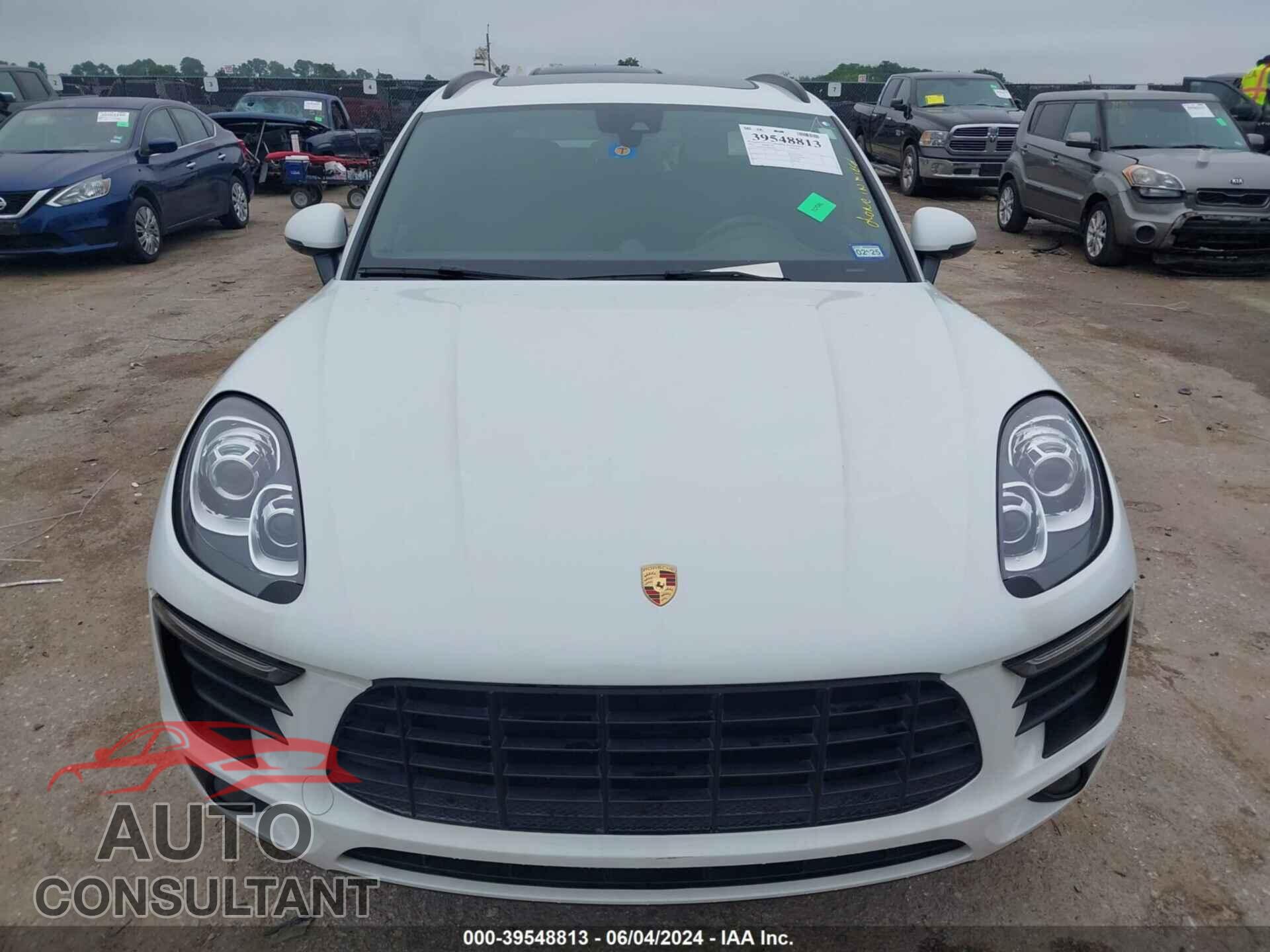 PORSCHE MACAN 2017 - WP1AA2A50HLB83836