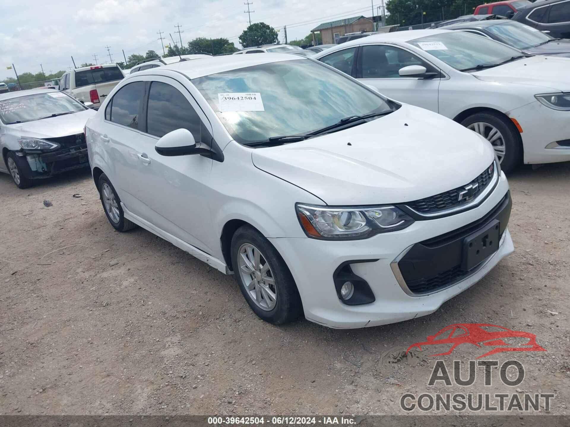 CHEVROLET SONIC 2019 - 1G1JD5SB0K4107896