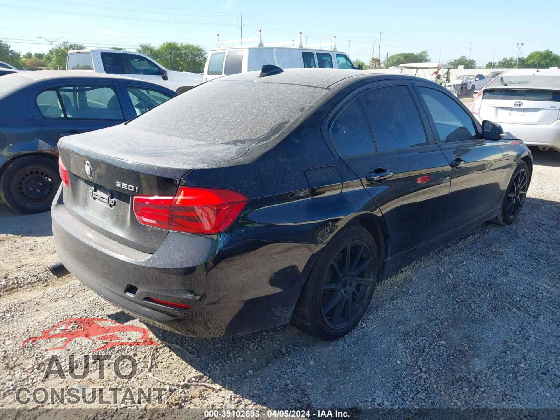 BMW 320I 2016 - WBA8E1G56GNU11036