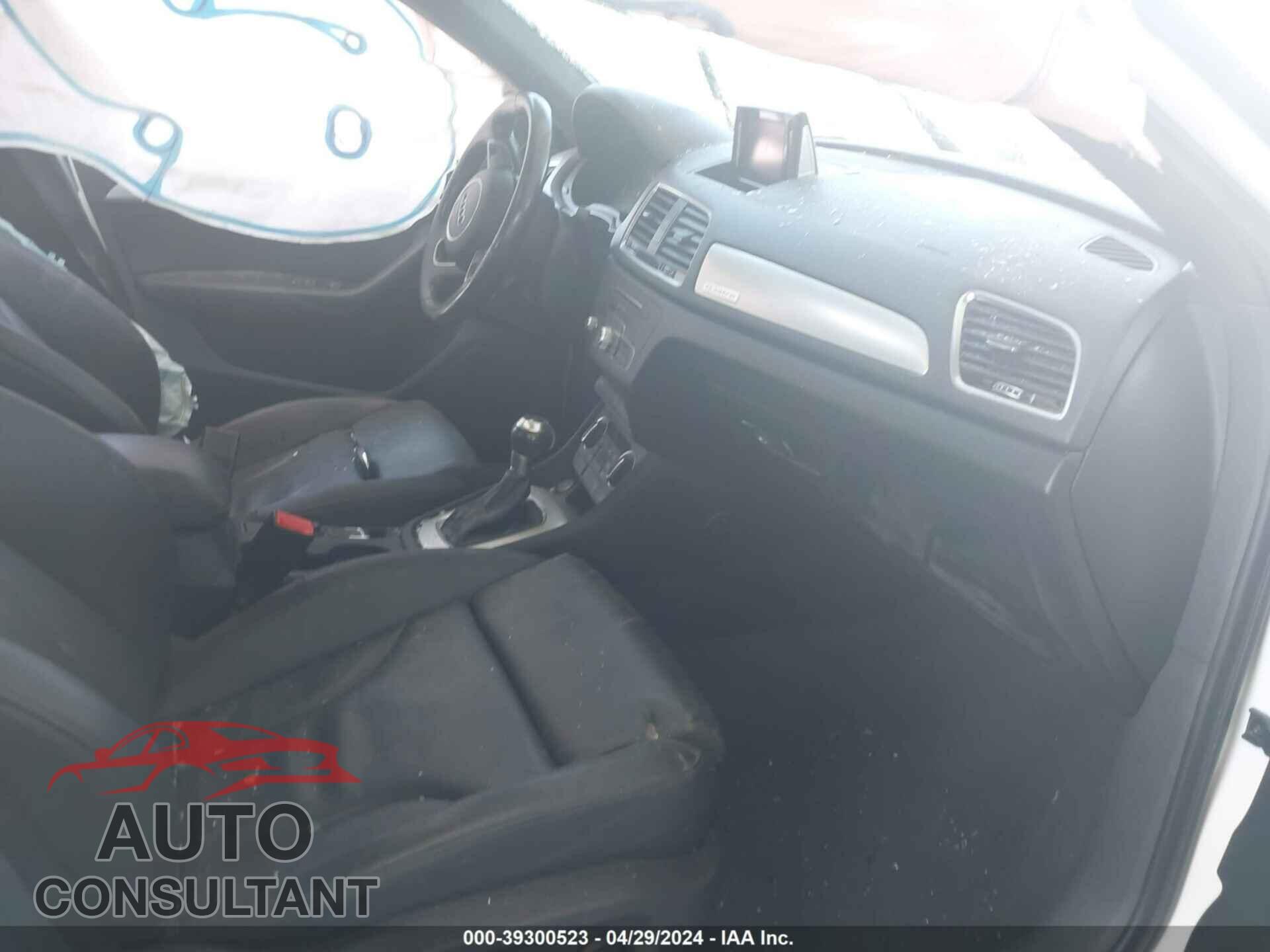 AUDI Q3 2018 - WA1ECCFS7JR028263