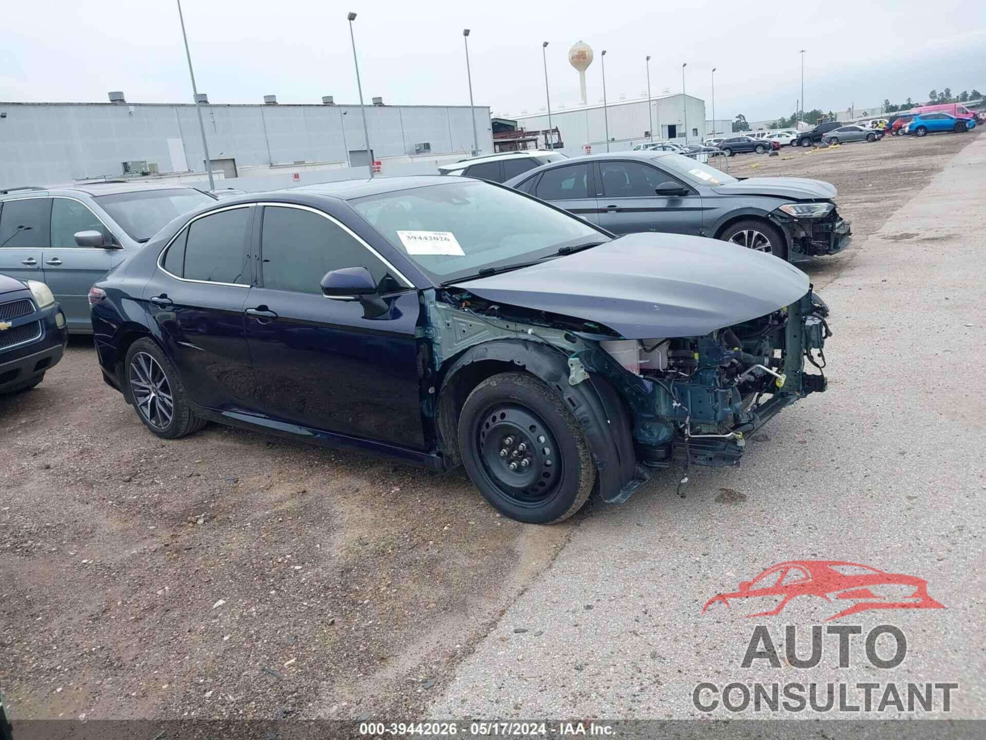 TOYOTA CAMRY 2022 - 4T1F31AK1NU034015