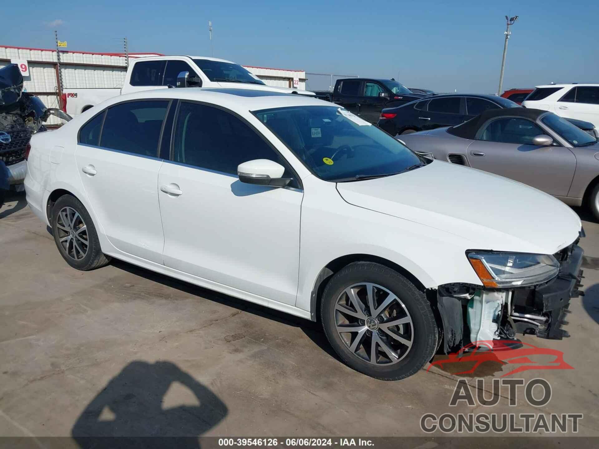 VOLKSWAGEN JETTA 2017 - 3VWDB7AJXHM308973