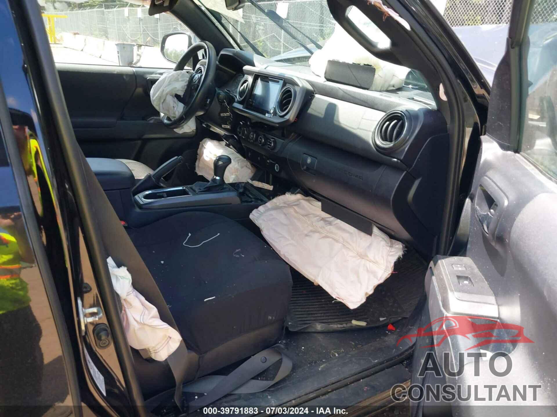 TOYOTA TACOMA 2017 - 5TFCZ5AN0HX110611