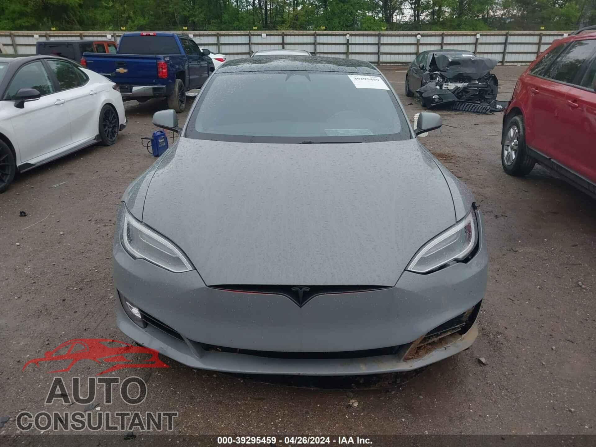 TESLA MODEL S 2017 - 5YJSA1E45HF229519