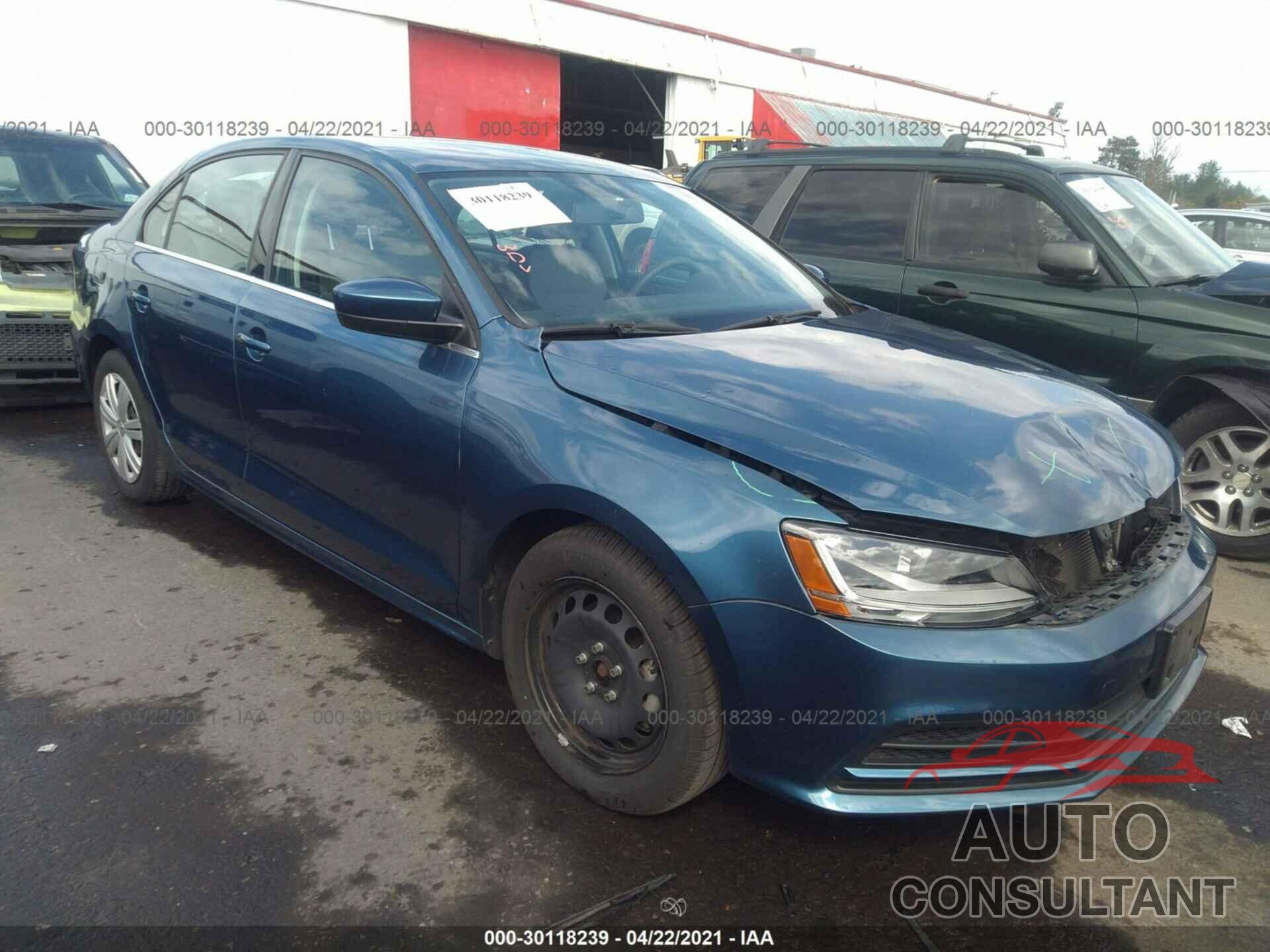 VOLKSWAGEN JETTA 2017 - 3VW2B7AJXHM334965