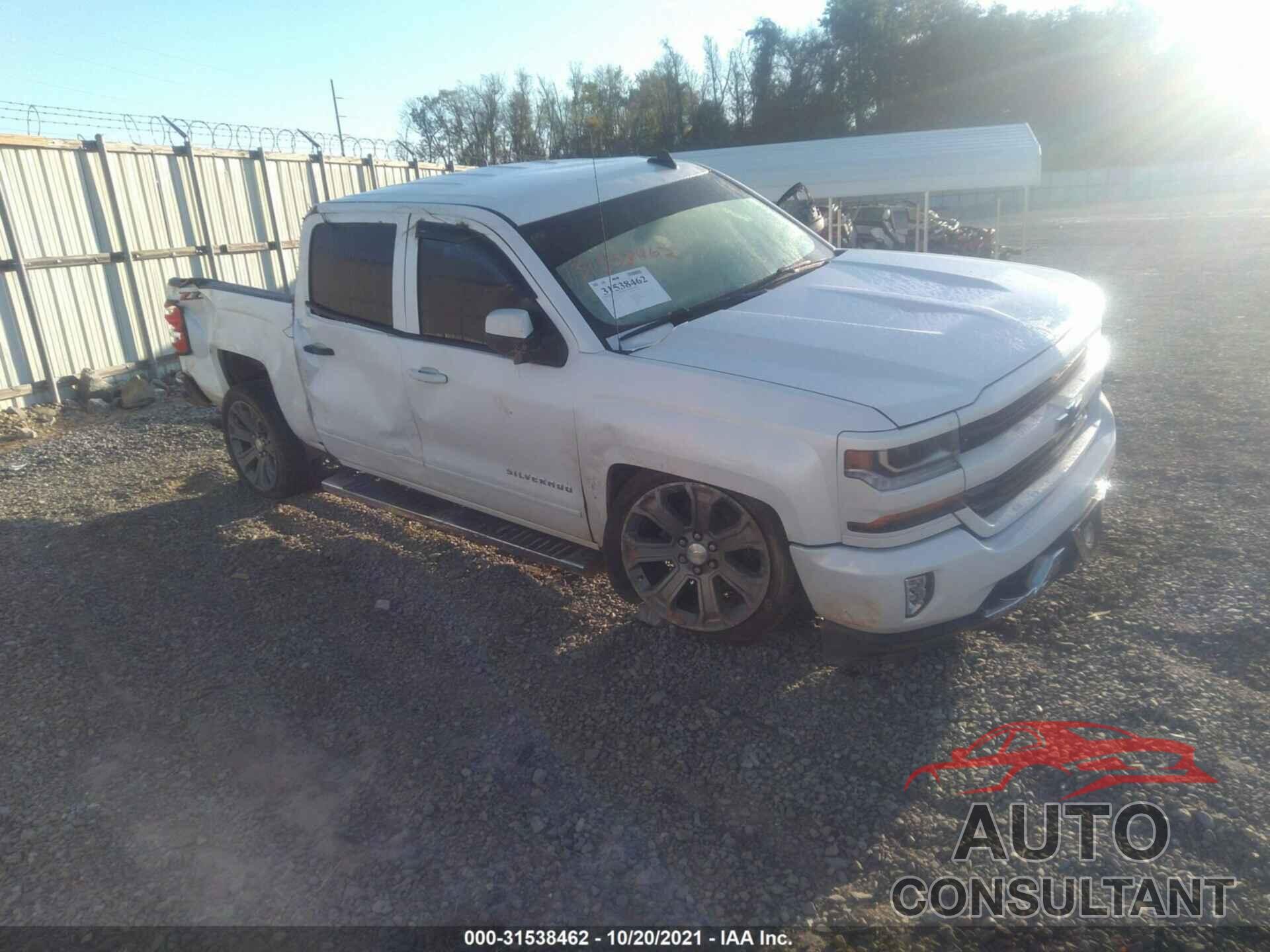 CHEVROLET SILVERADO 1500 2018 - 3GCUKREC2JG420990