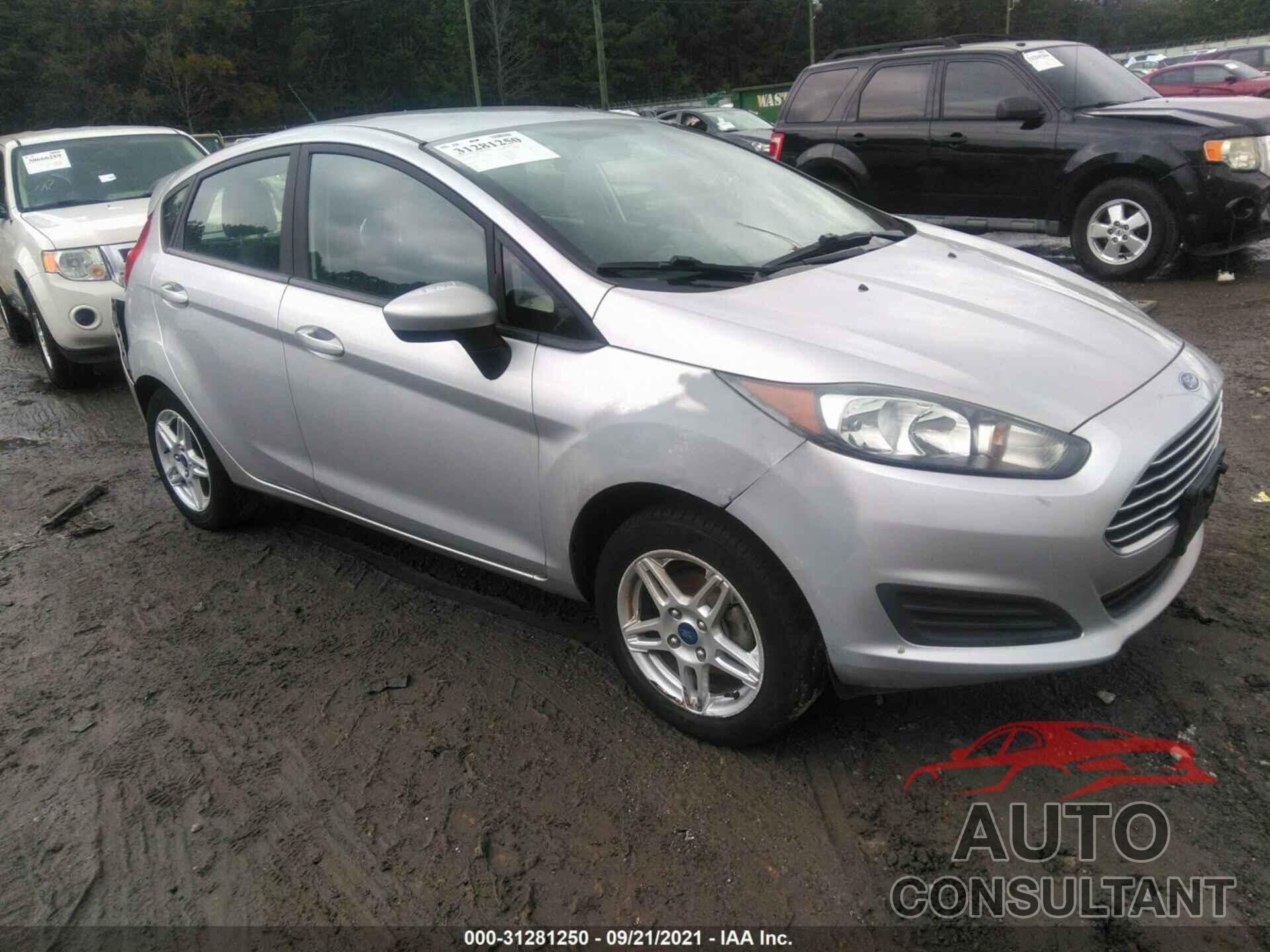 FORD FIESTA 2018 - 3FADP4EJ7JM122901