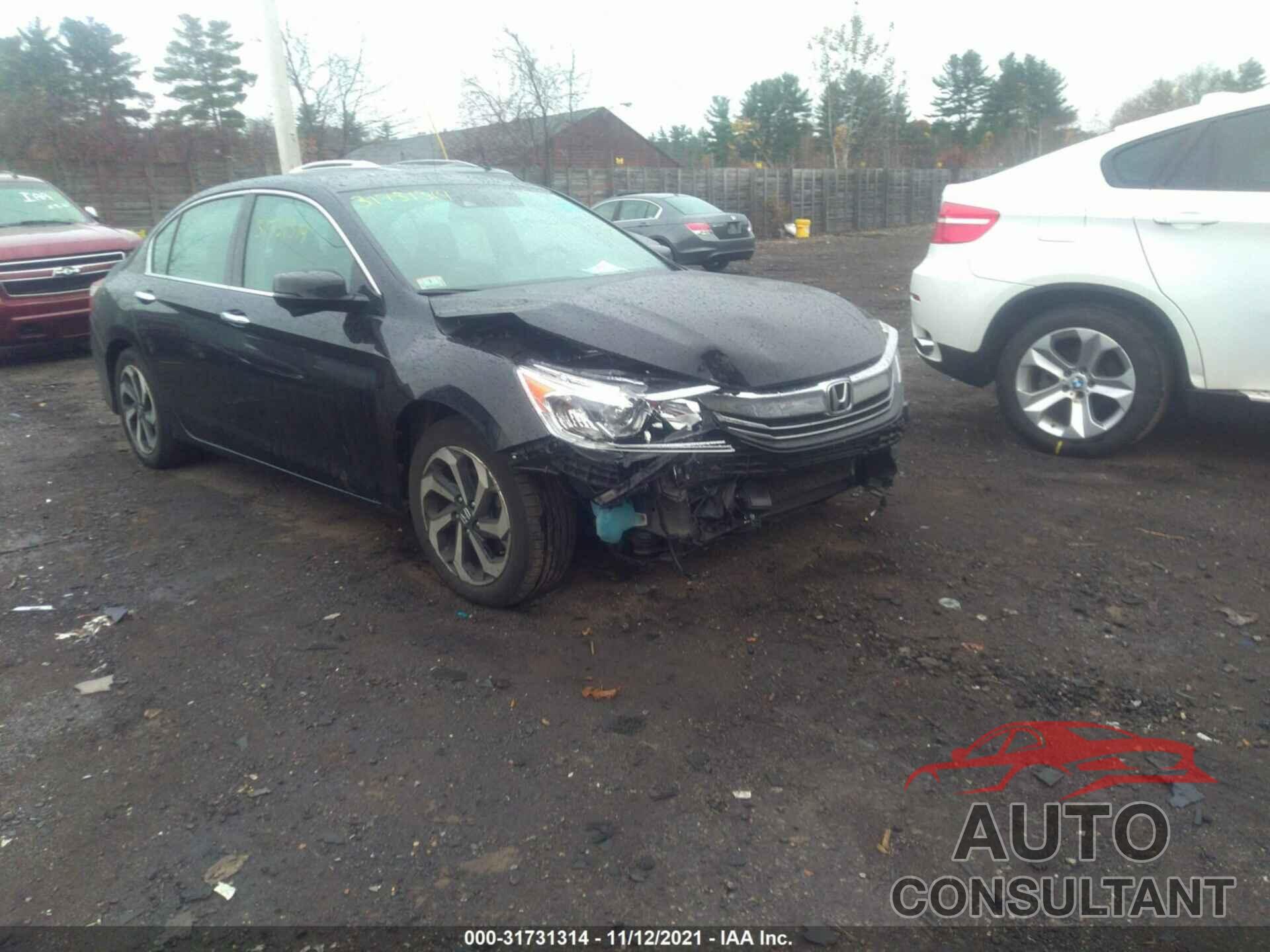 HONDA ACCORD SEDAN 2017 - 1HGCR3F03HA014140