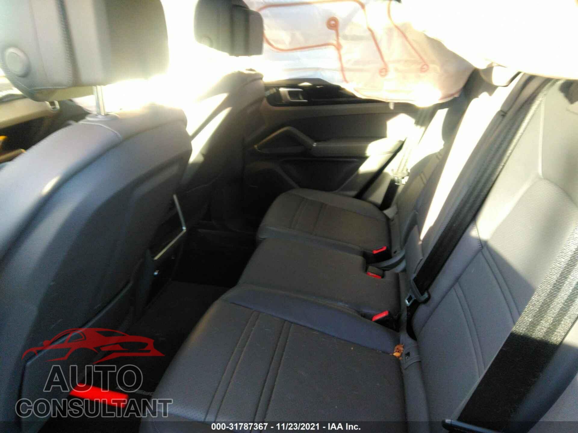 PORSCHE CAYENNE 2020 - WP1AA2AY1LDA00635