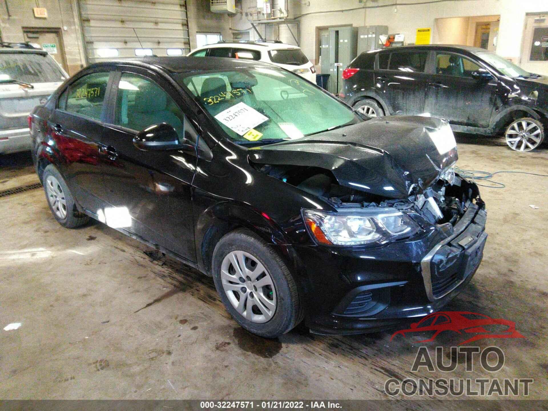 CHEVROLET SONIC 2020 - 1G1JB5SB2L4106482