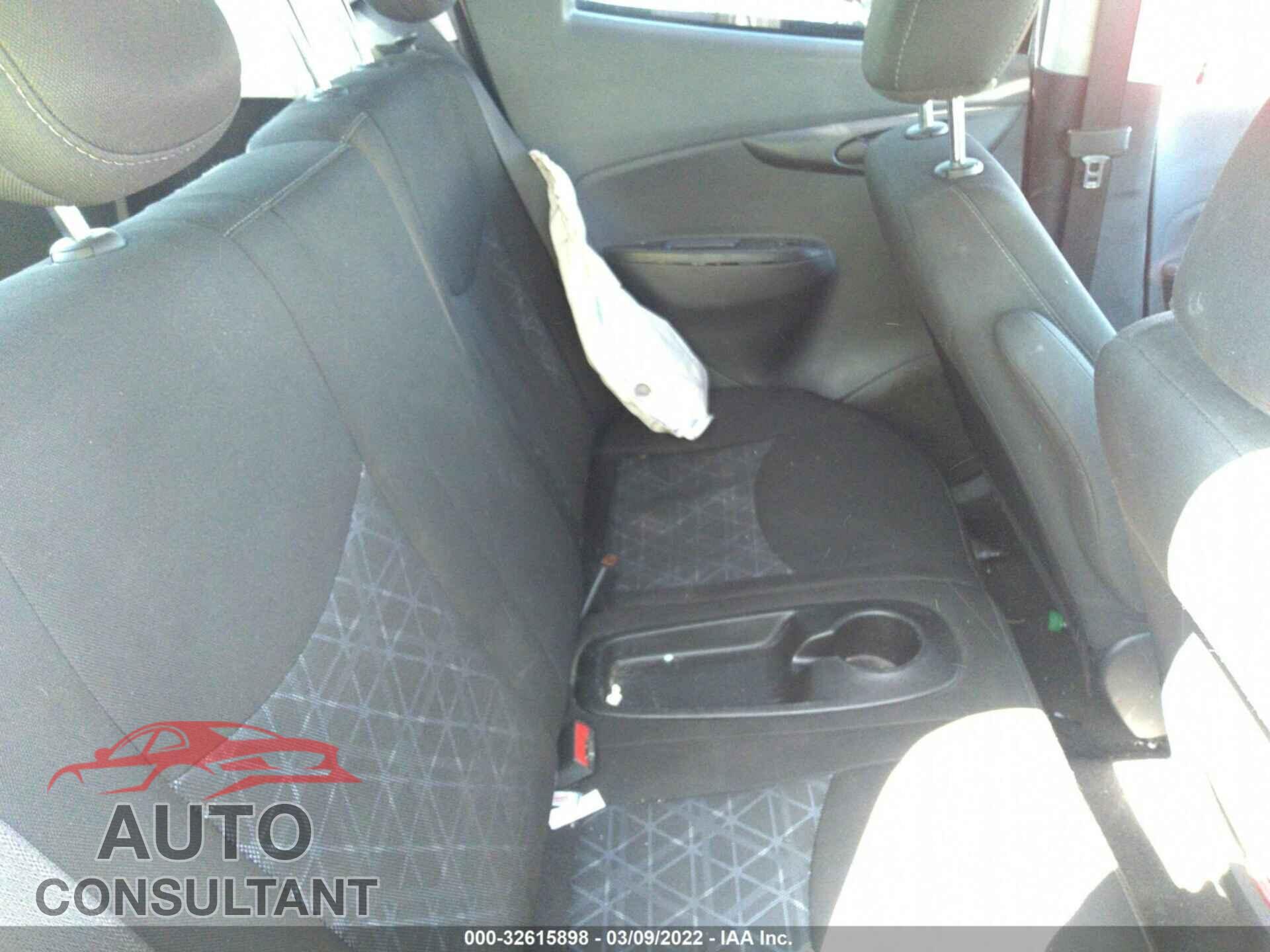 CHEVROLET SPARK 2019 - KL8CD6SA3KC813675
