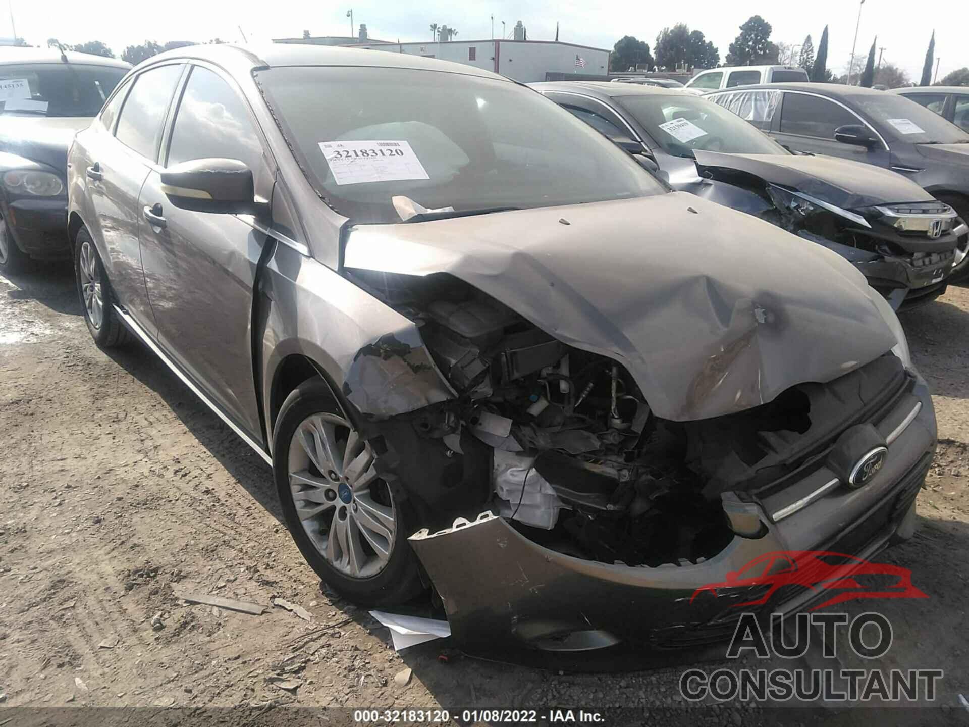 FORD FOCUS 2012 - 1FAHP3H24CL174930
