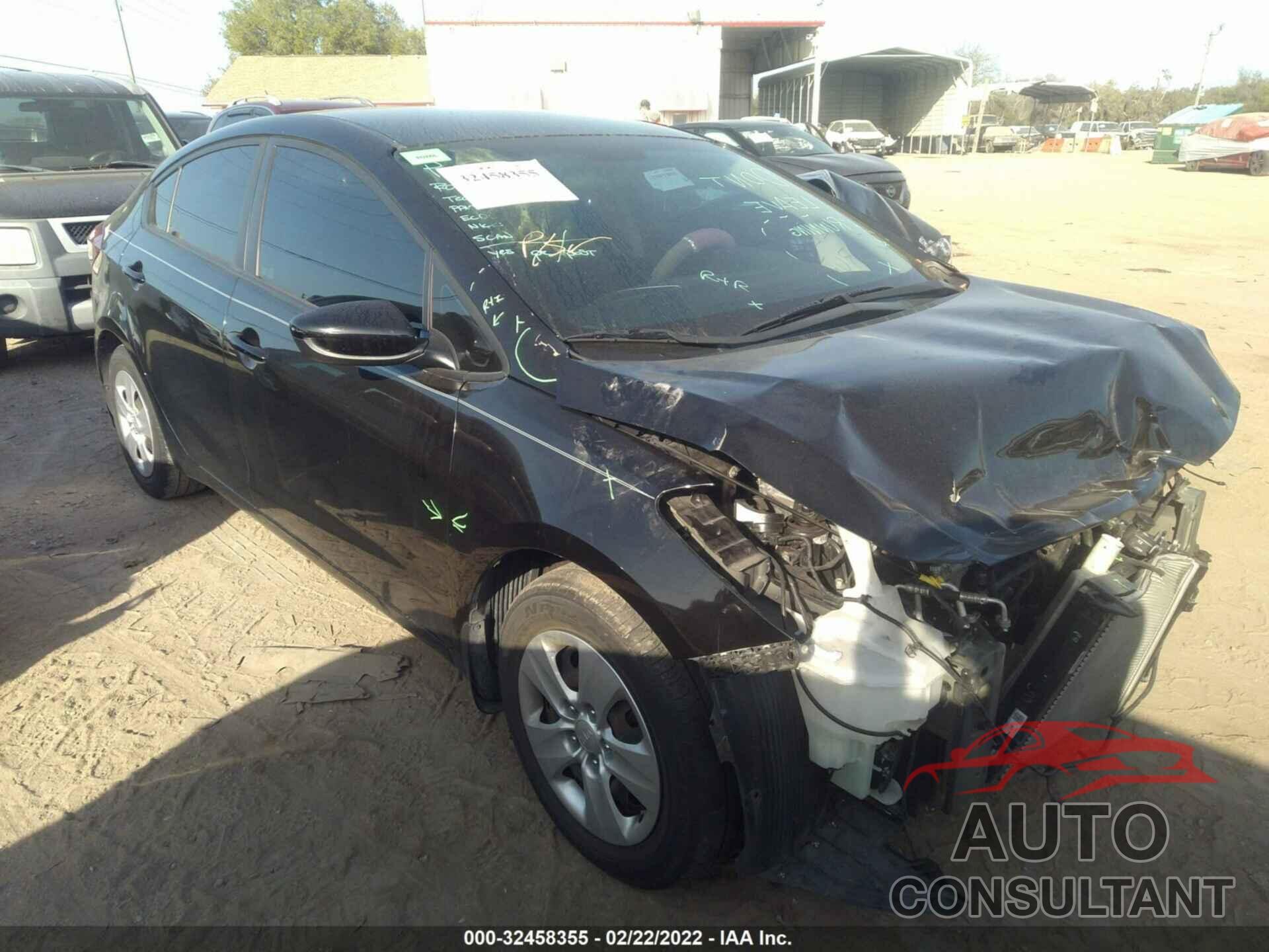 KIA FORTE 2018 - 3KPFK4A71JE234406