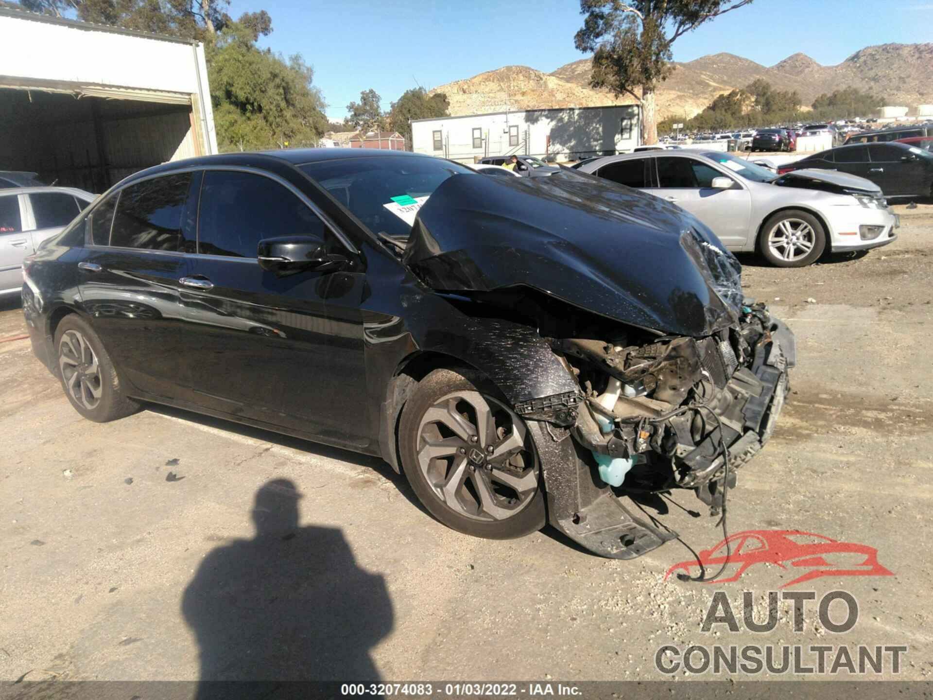 HONDA ACCORD SEDAN 2017 - 1HGCR3F01HA004741