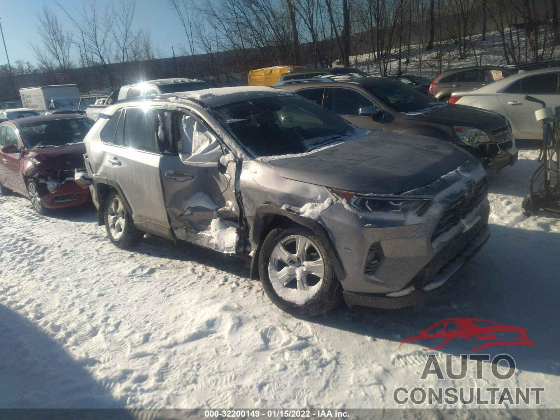 TOYOTA RAV4 2019 - 2T3RWRFV8KW023702