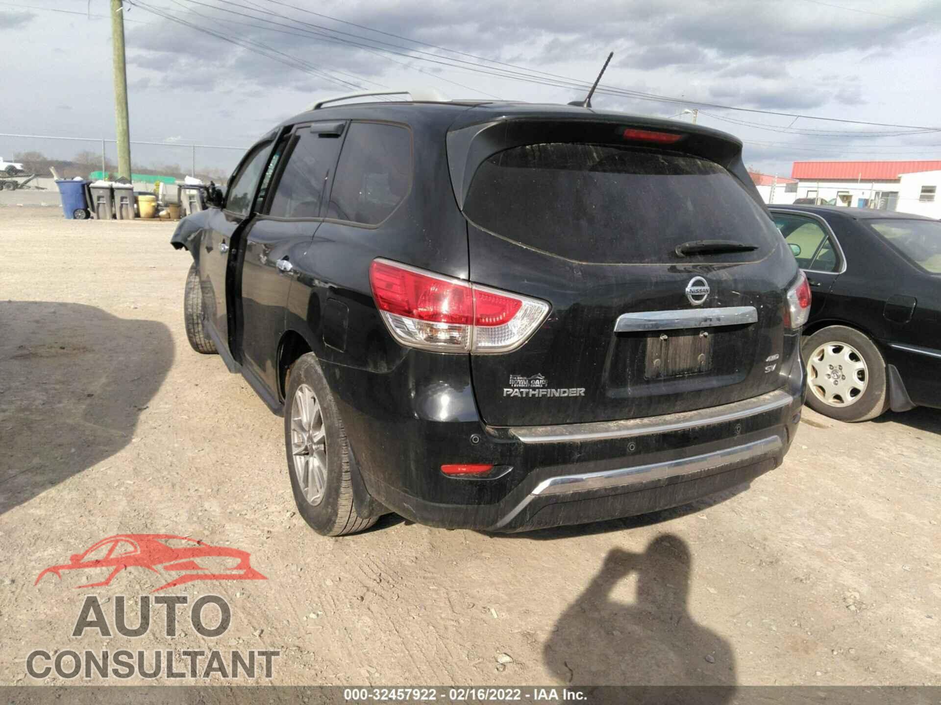 NISSAN PATHFINDER 2016 - 5N1AR2MM4GC601810