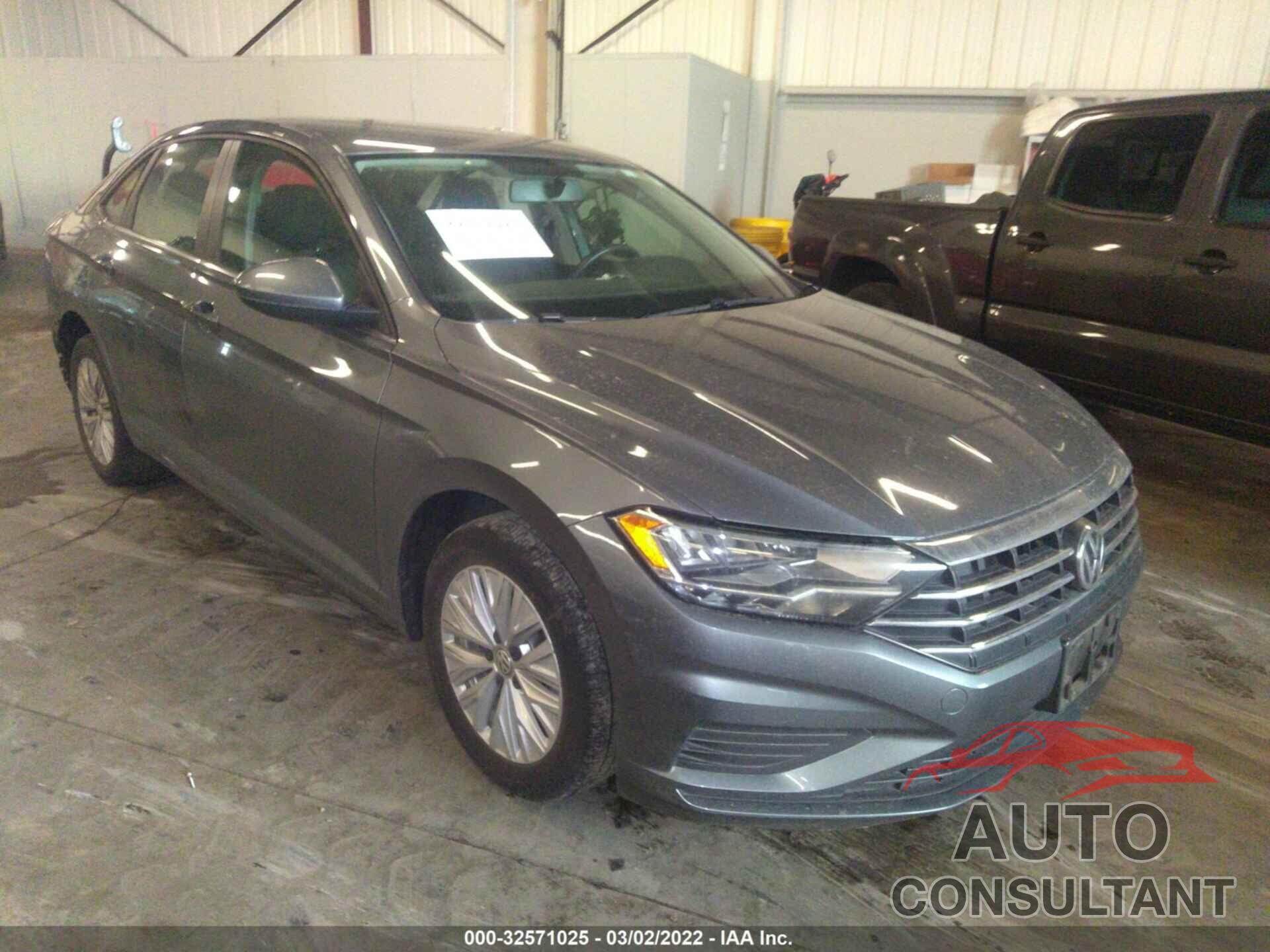 VOLKSWAGEN JETTA 2019 - 3VWC57BU2KM145058