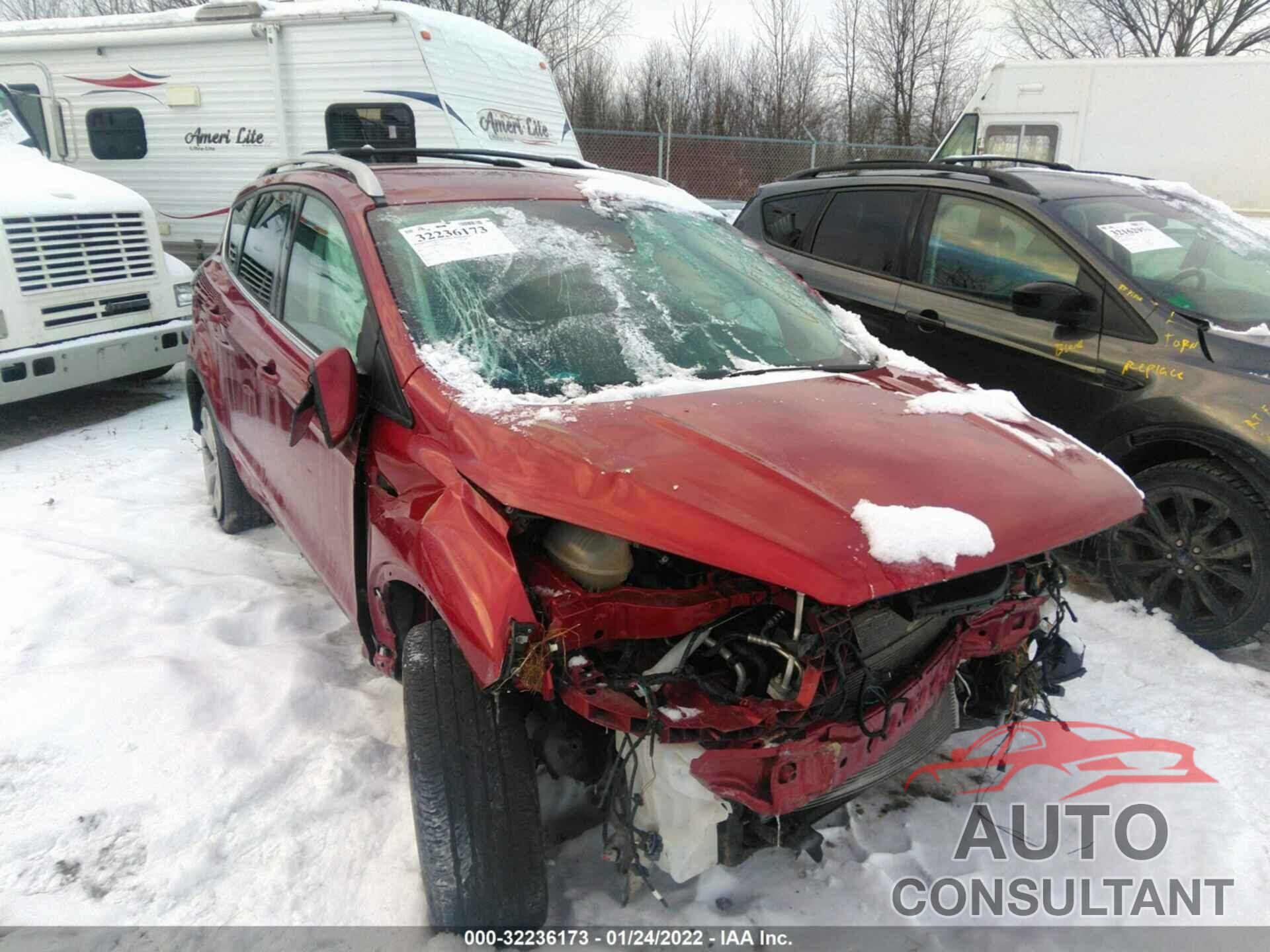 FORD ESCAPE 2017 - 1FMCU9JD3HUC45155