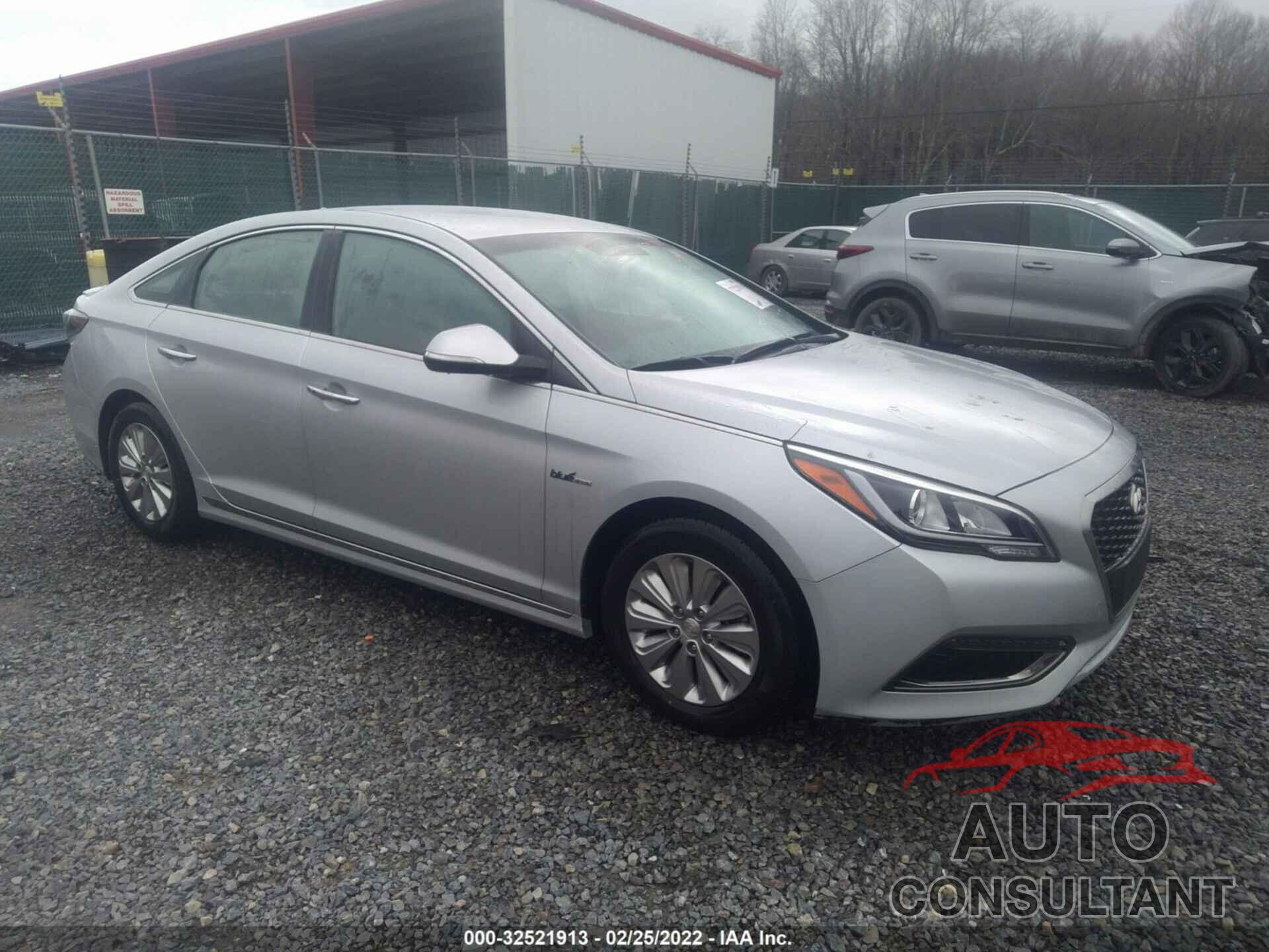 HYUNDAI SONATA HYBRID 2017 - KMHE24L3XHA065453