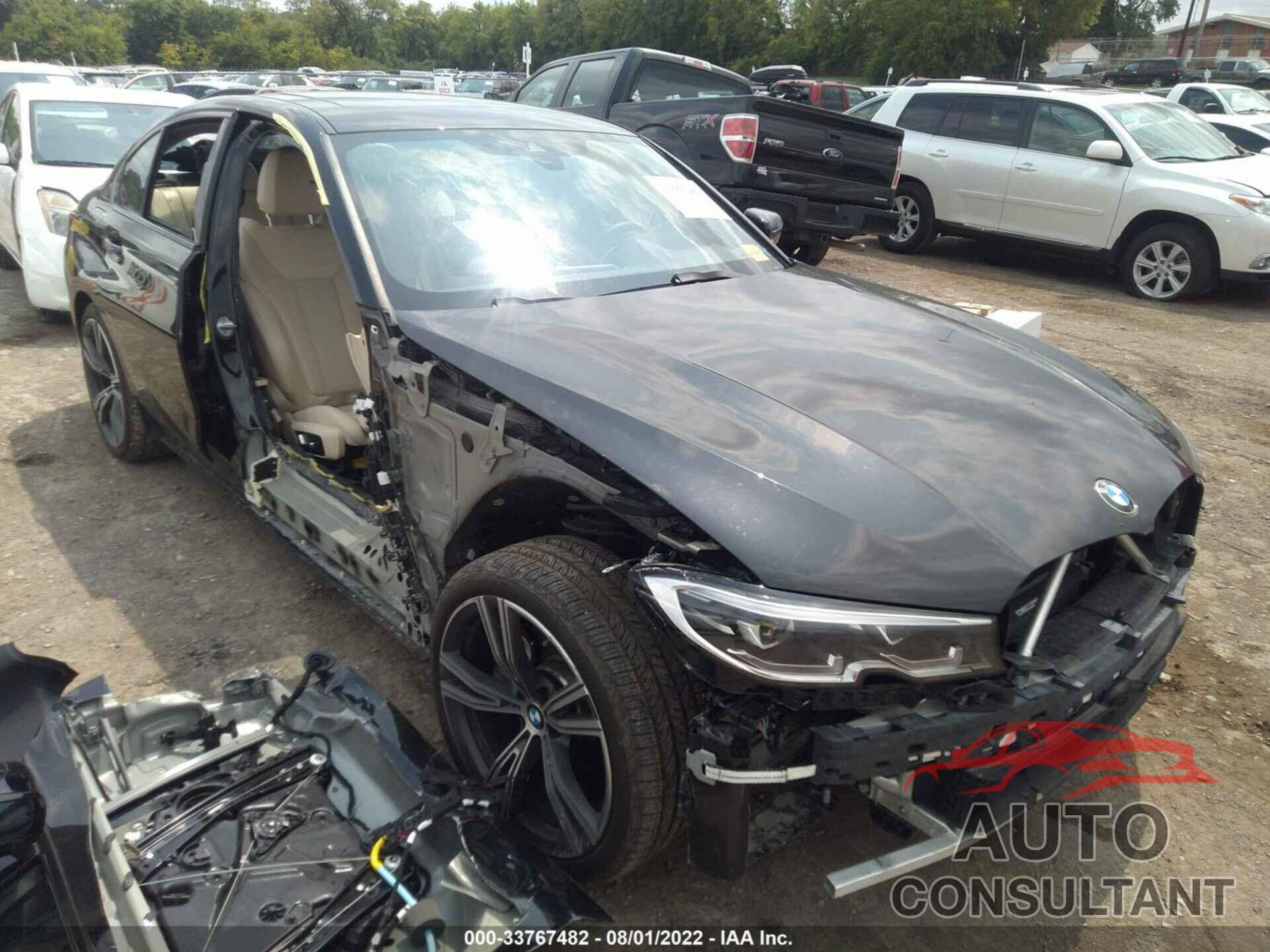 BMW 3 SERIES 2022 - 3MW5R1J03N8C48219