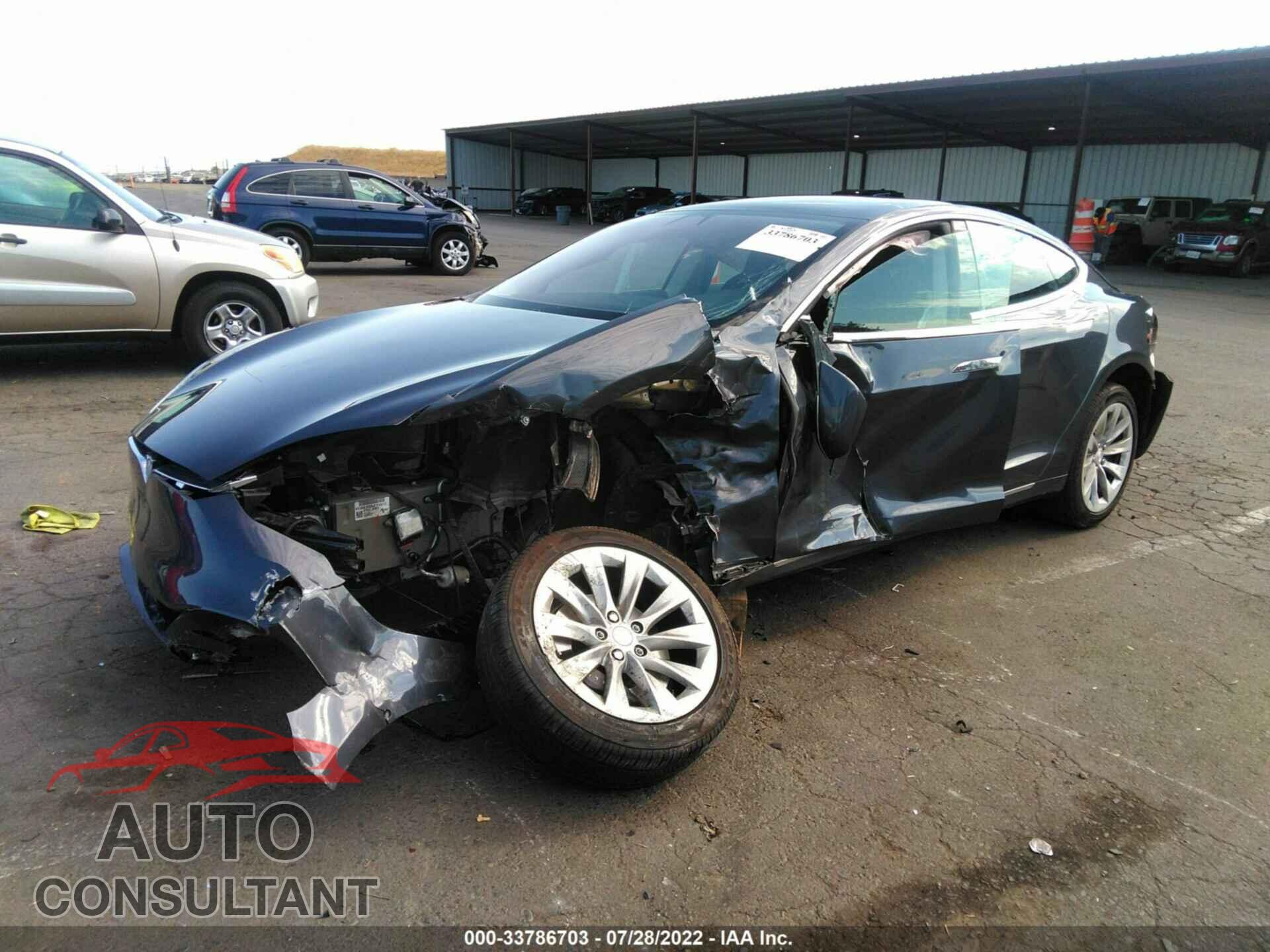 TESLA MODEL S 2018 - 5YJSA1E29JF232217