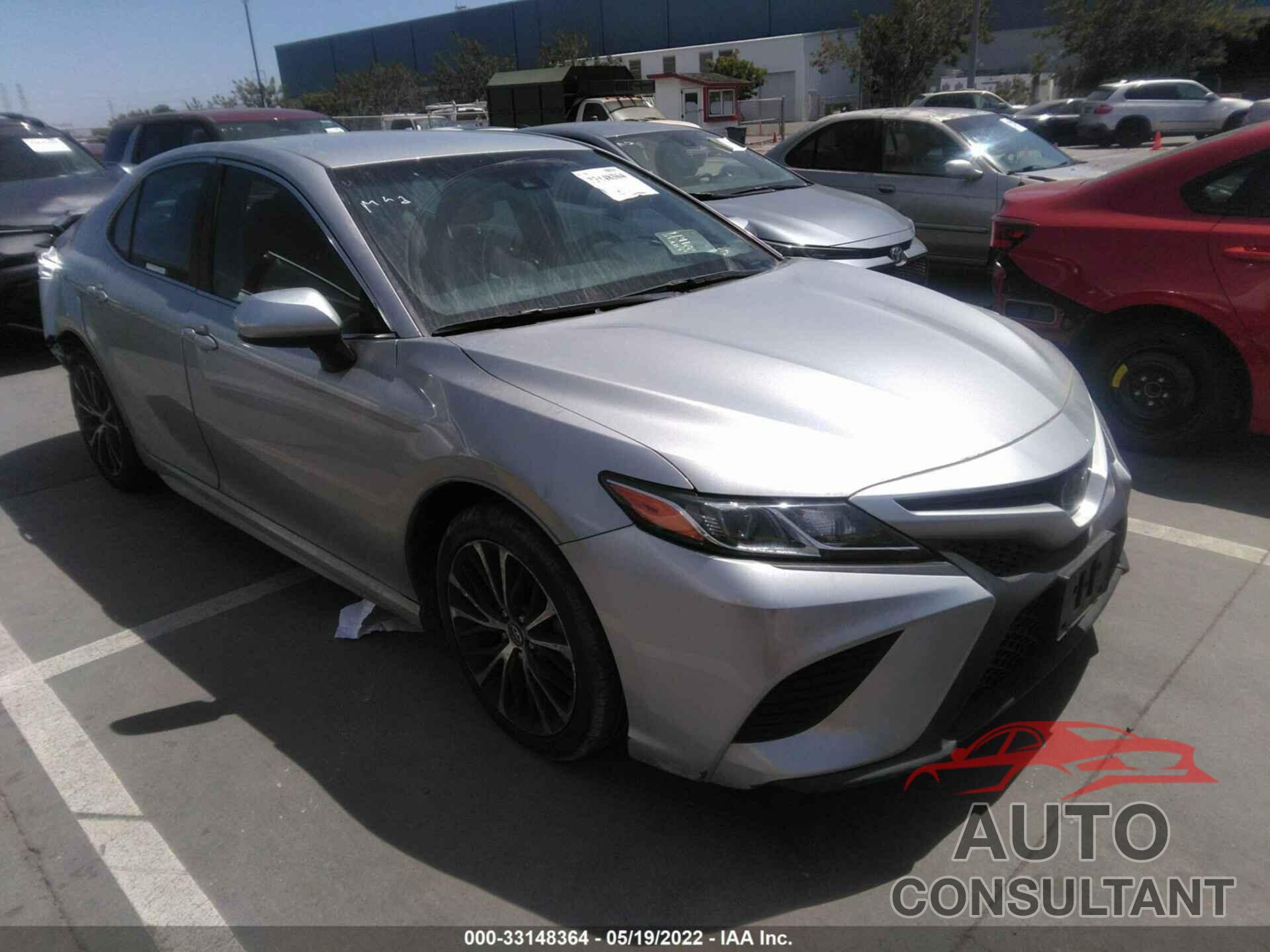 TOYOTA CAMRY 2018 - 4T1B11HK7JU571783