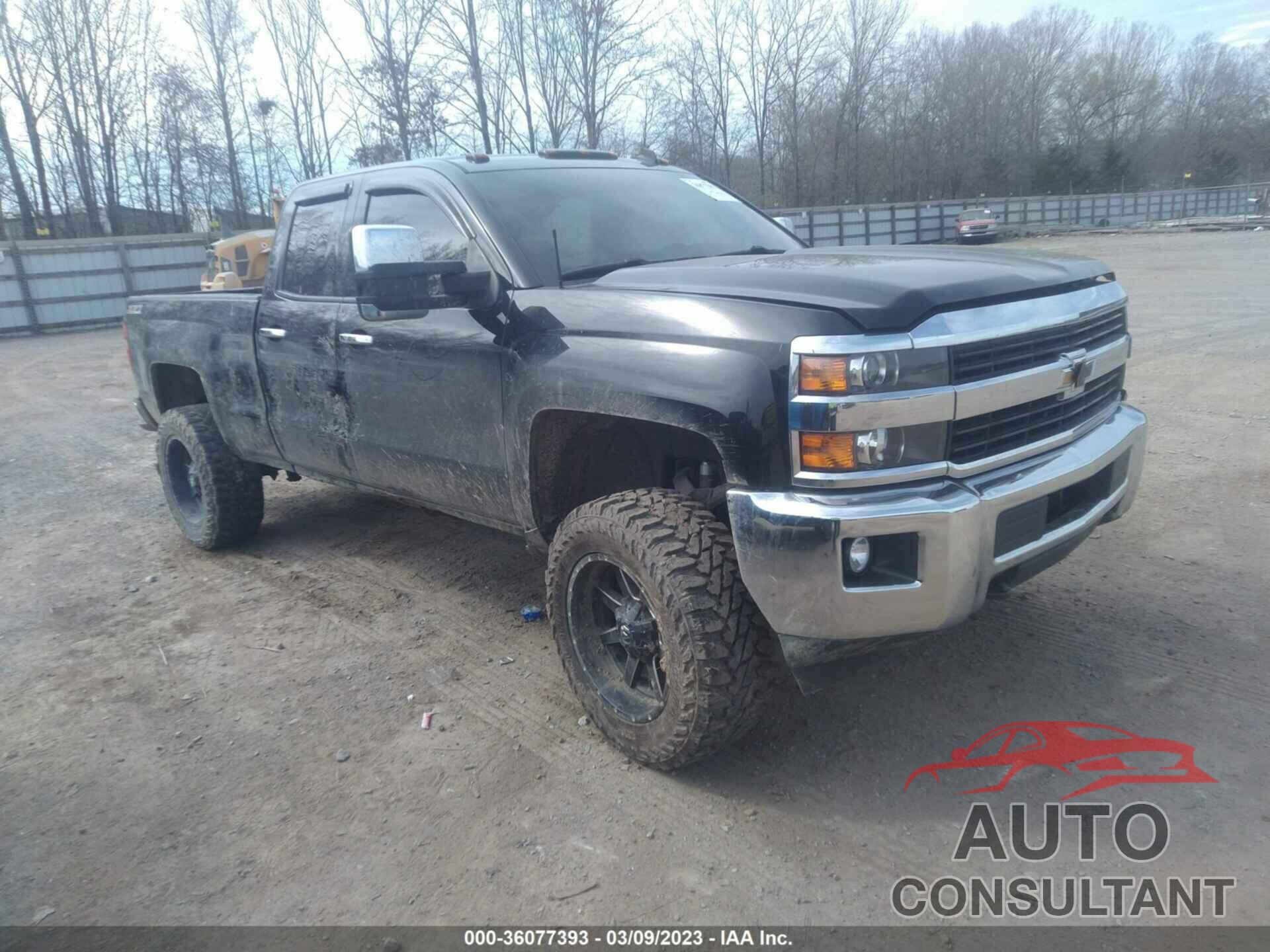 CHEVROLET SILVERADO 2500HD 2015 - 1GC2KWE84FZ112468