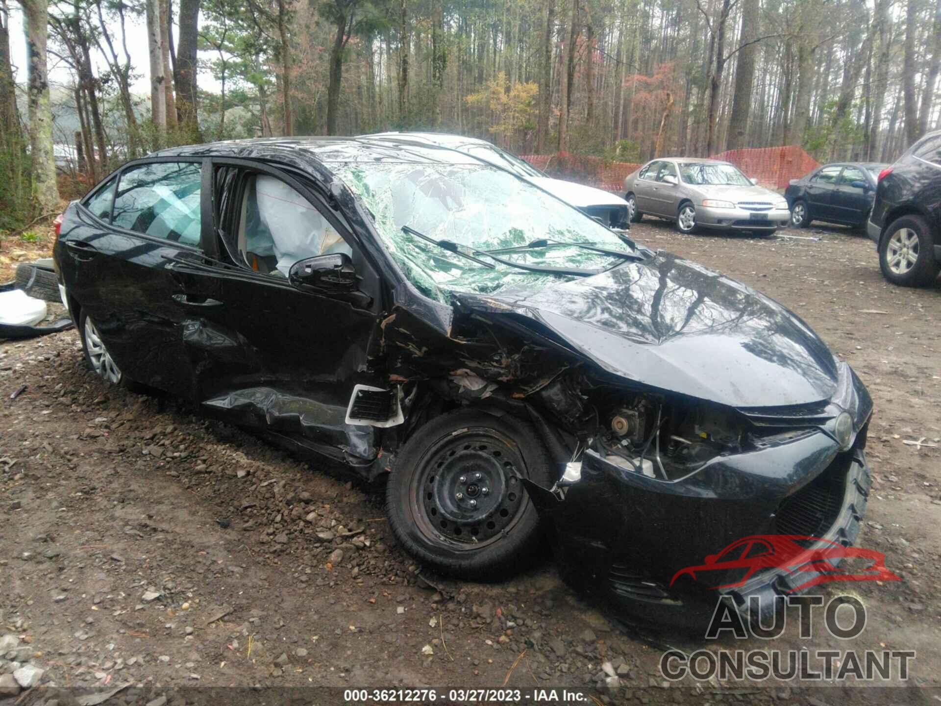 TOYOTA COROLLA 2018 - 5YFBURHE0JP752709