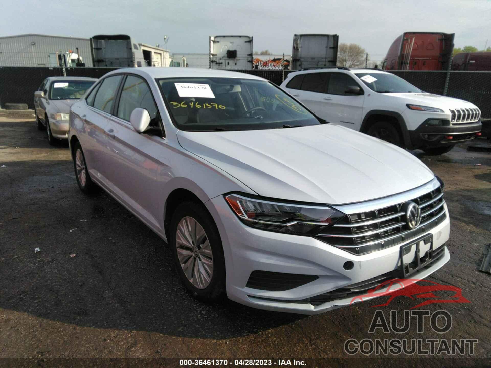 VOLKSWAGEN JETTA 2019 - 3VWC57BU0KM095180