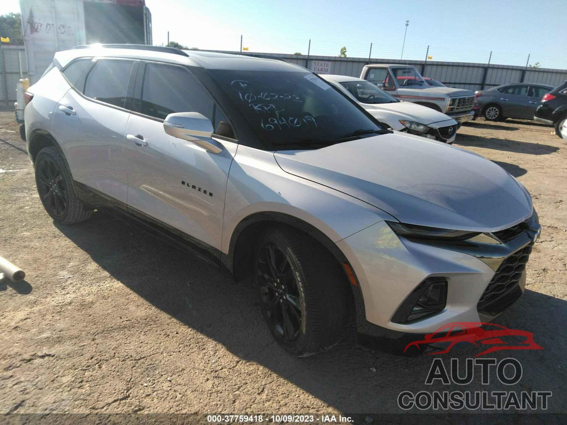 CHEVROLET BLAZER 2020 - 3GNKBERS2LS694019