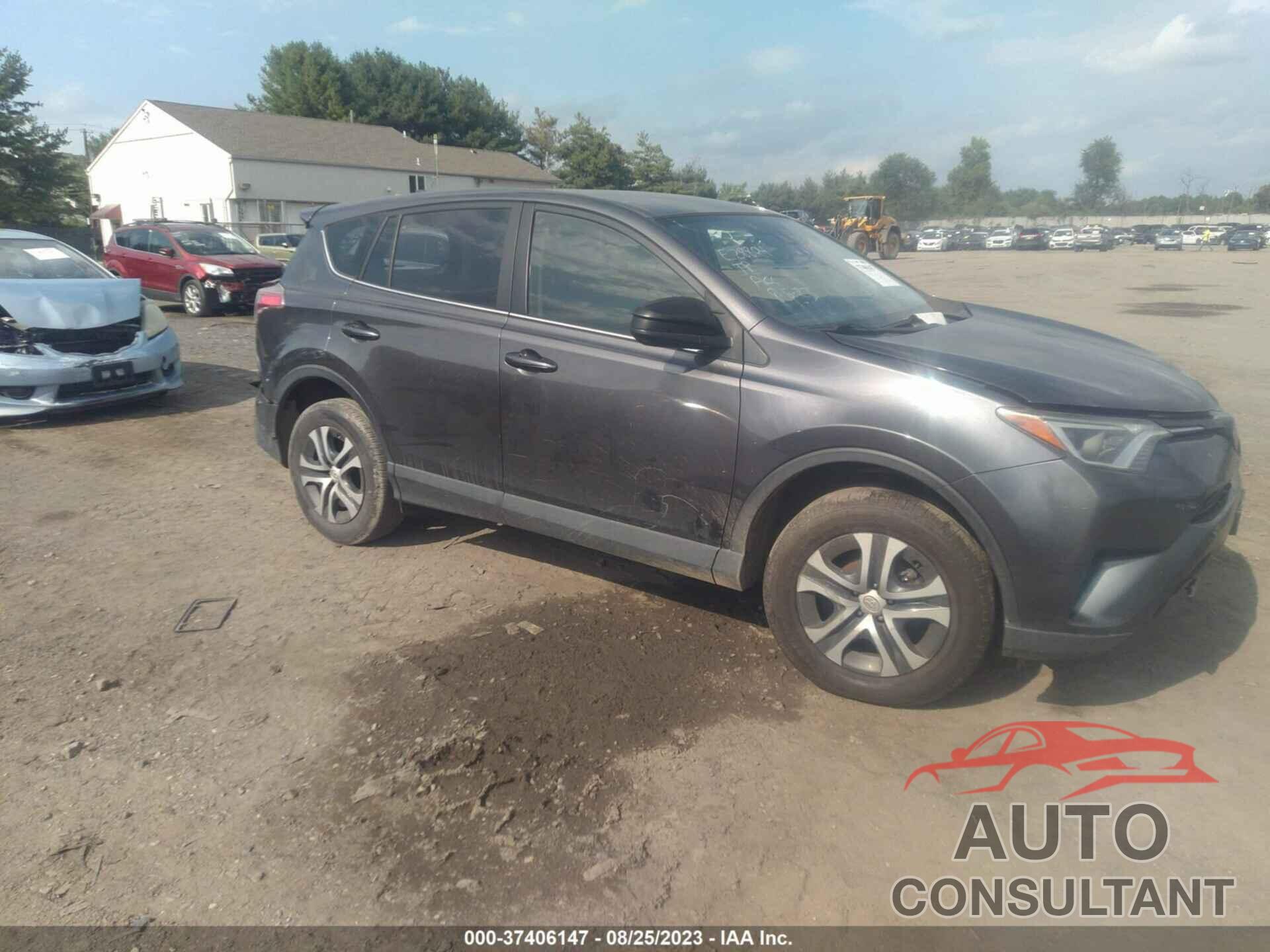 TOYOTA RAV4 2018 - JTMBFREVXJJ261440