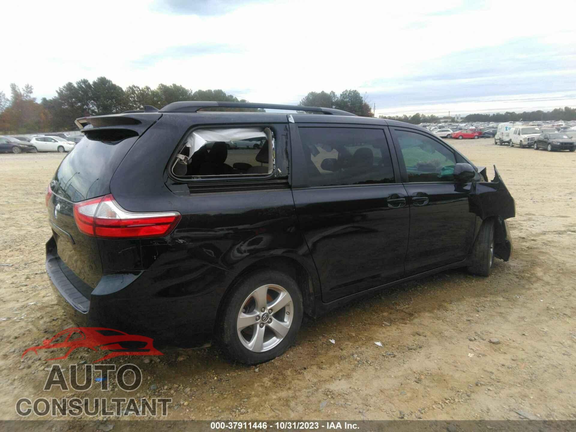TOYOTA SIENNA 2019 - 5TDKZ3DC2KS993473