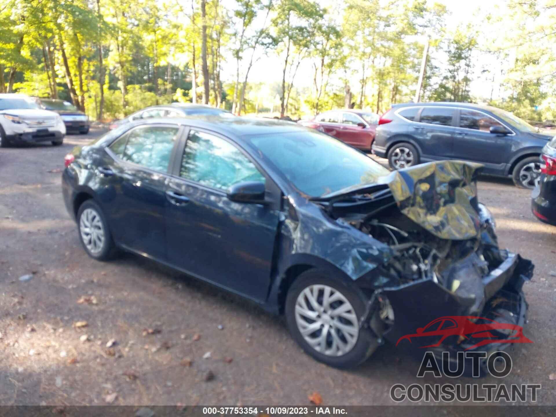 TOYOTA COROLLA 2019 - 2T1BURHE7KC236820