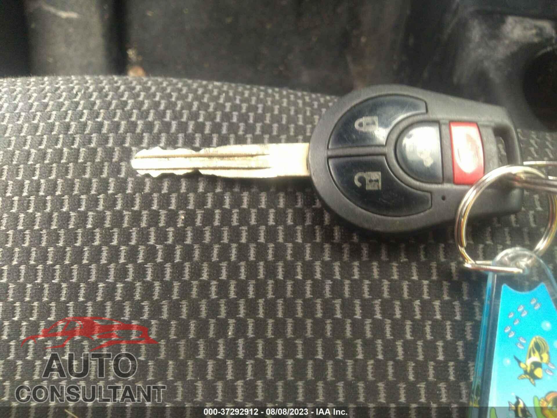 NISSAN VERSA 2019 - 3N1CN7AP3KL856386