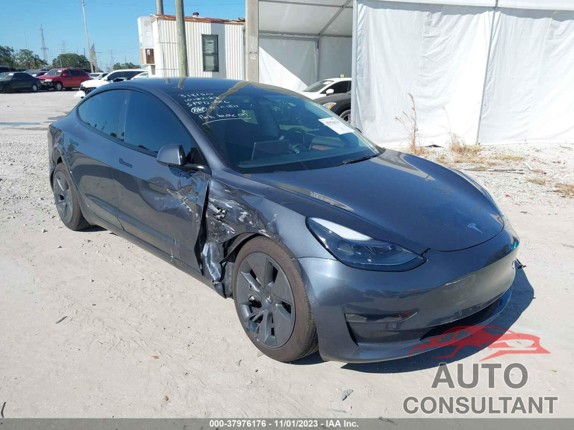 TESLA MODEL 3 2022 - 5YJ3E1EBXNF316092