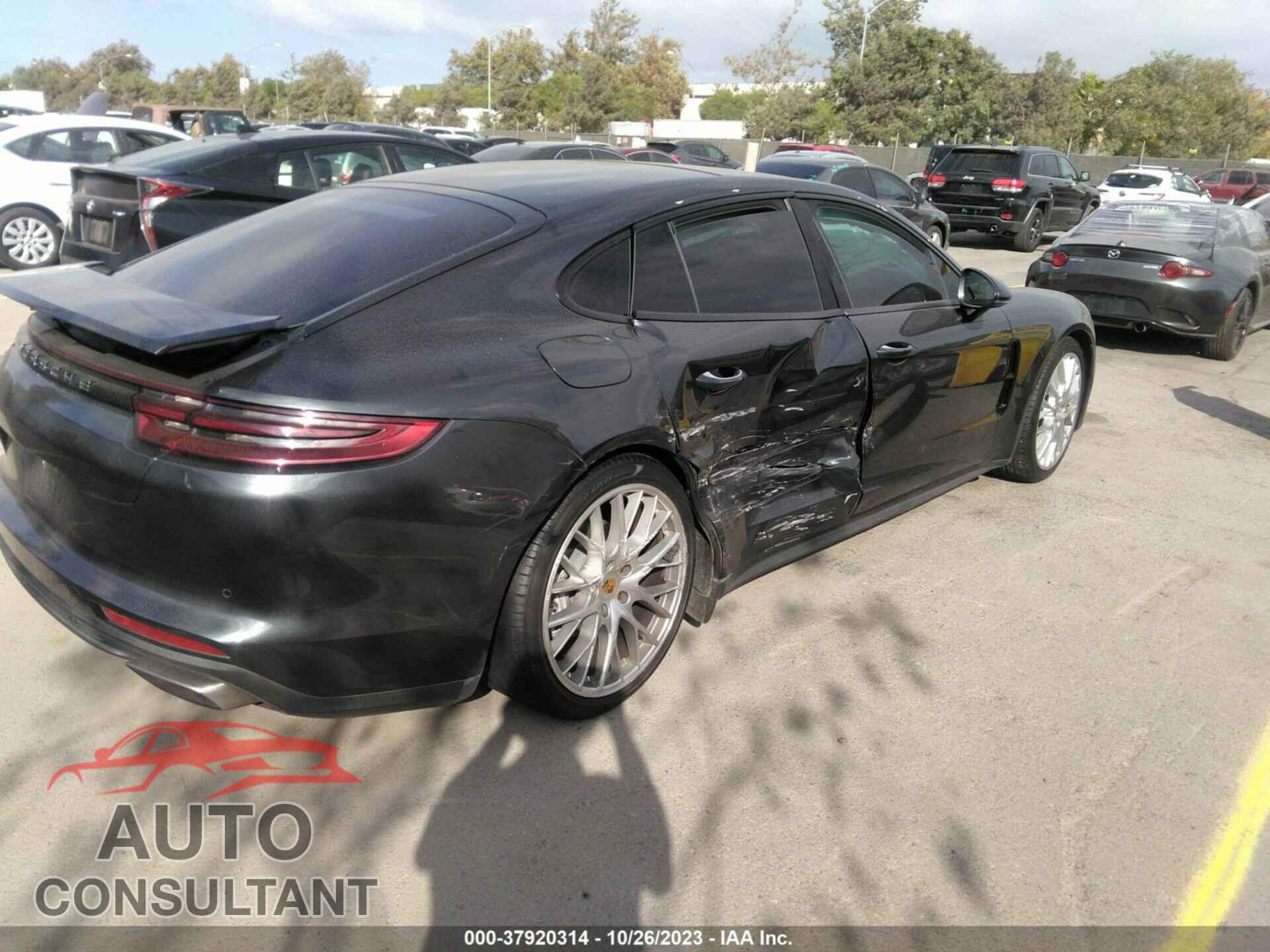 PORSCHE PANAMERA 2018 - WP0AA2A78JL106950