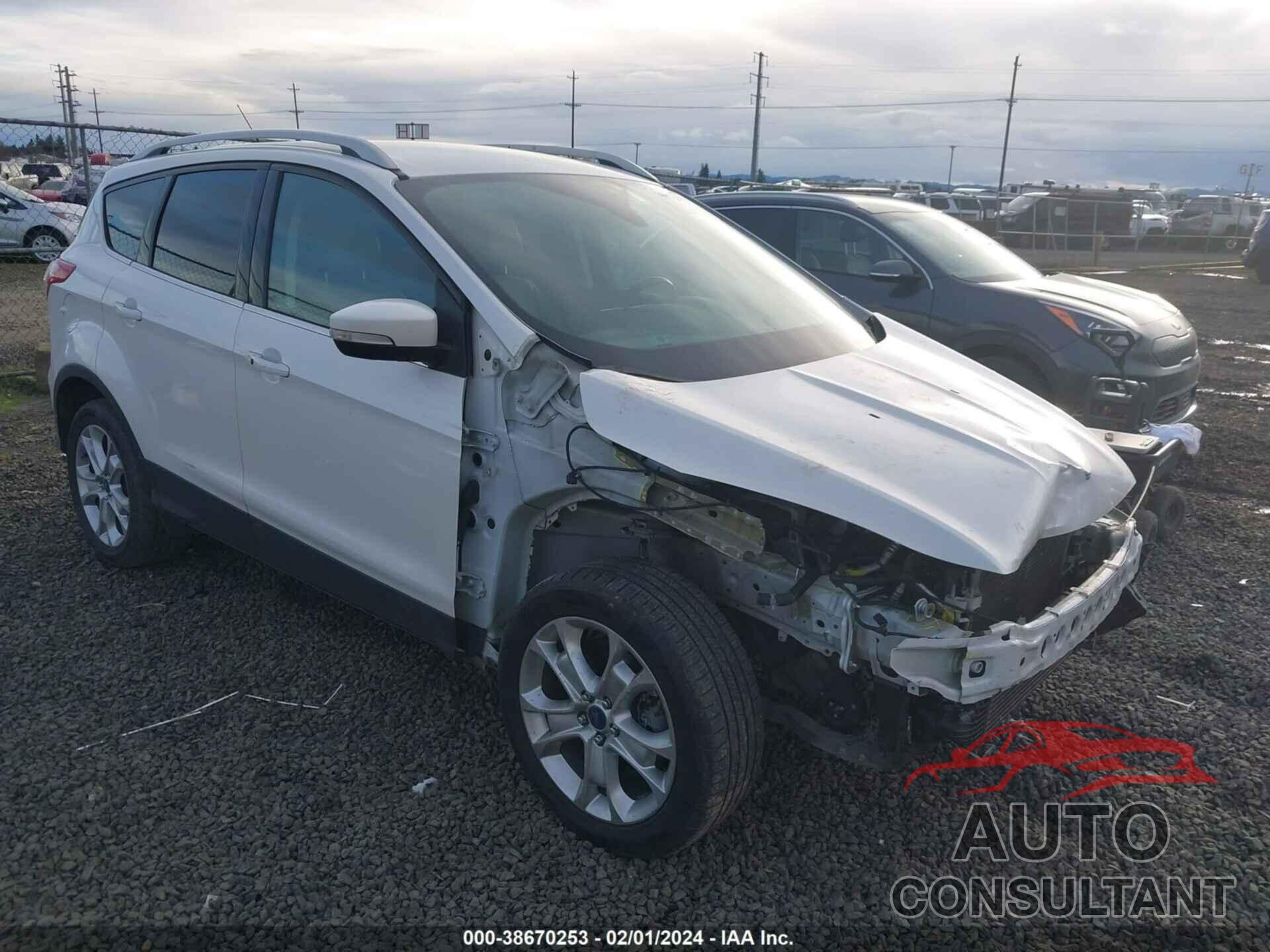 FORD ESCAPE 2016 - 1FMCU9J99GUC62939