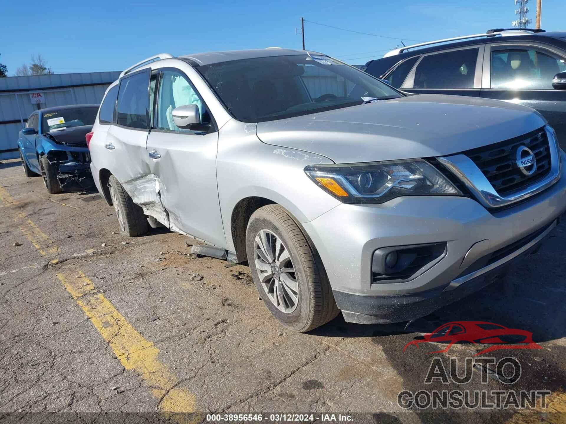 NISSAN PATHFINDER 2018 - 5N1DR2MM4JC636156