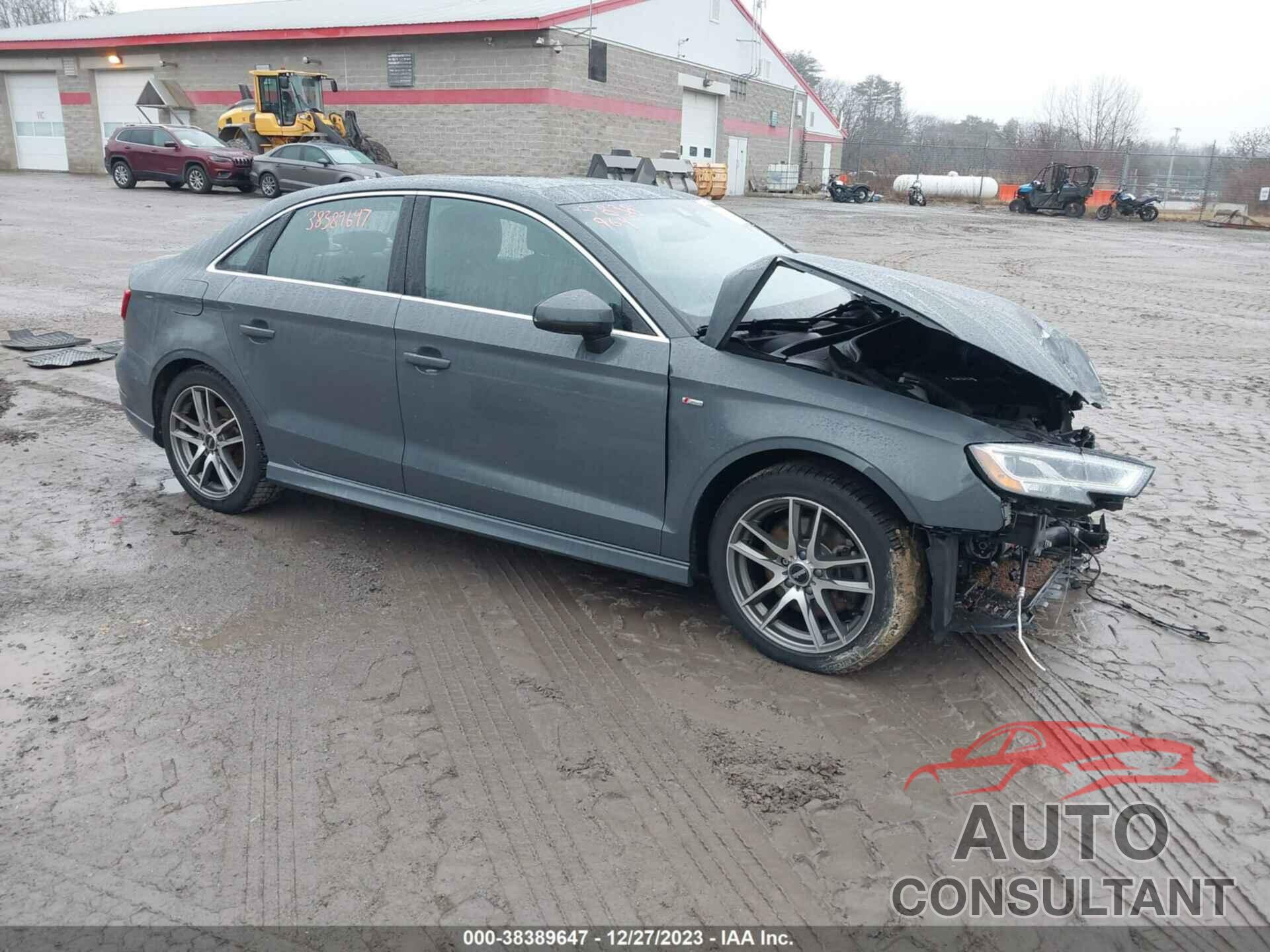 AUDI A3 2017 - WAUK8HFF7H1059349