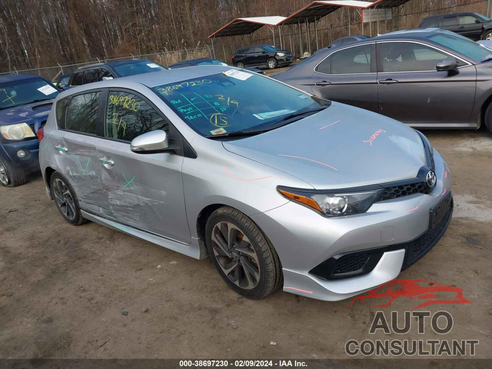 TOYOTA COROLLA IM 2018 - JTNKARJE5JJ556543