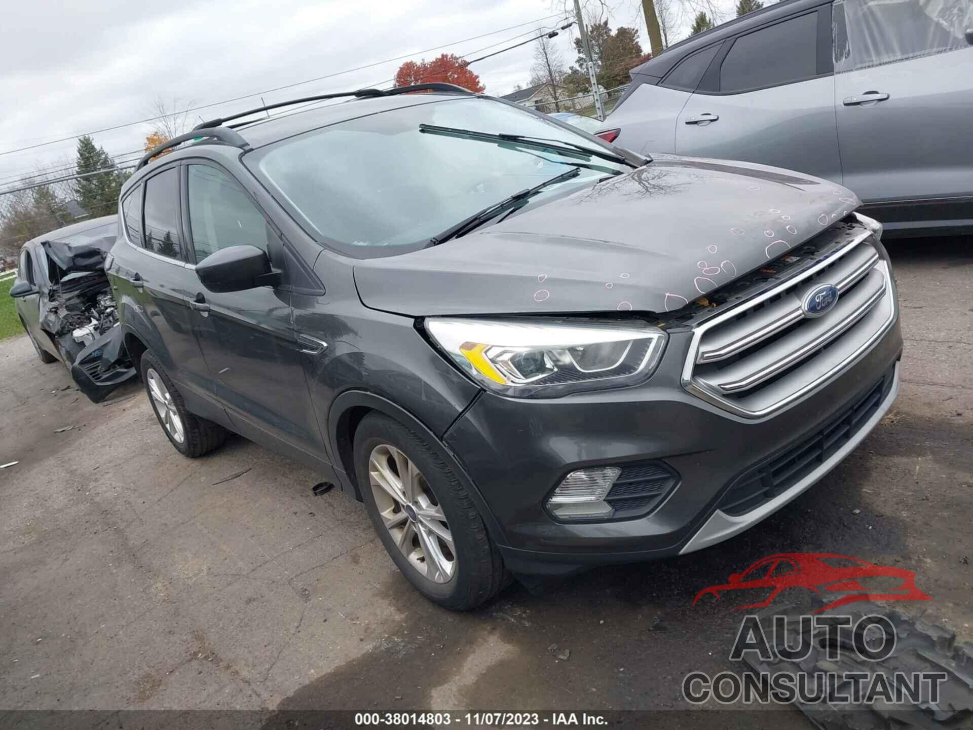 FORD ESCAPE 2017 - 1FMCU9GD0HUA79636