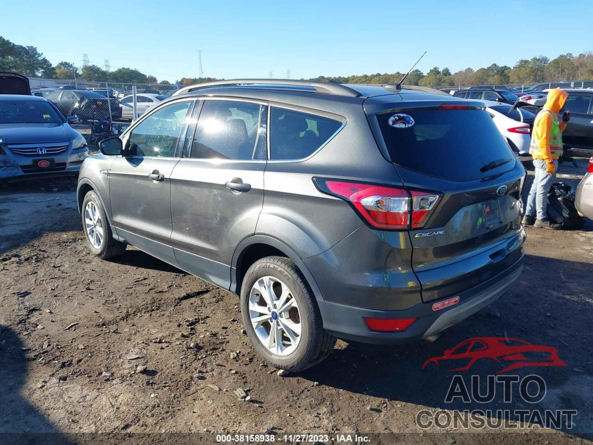 FORD ESCAPE 2018 - 1FMCU0GD3JUA94049