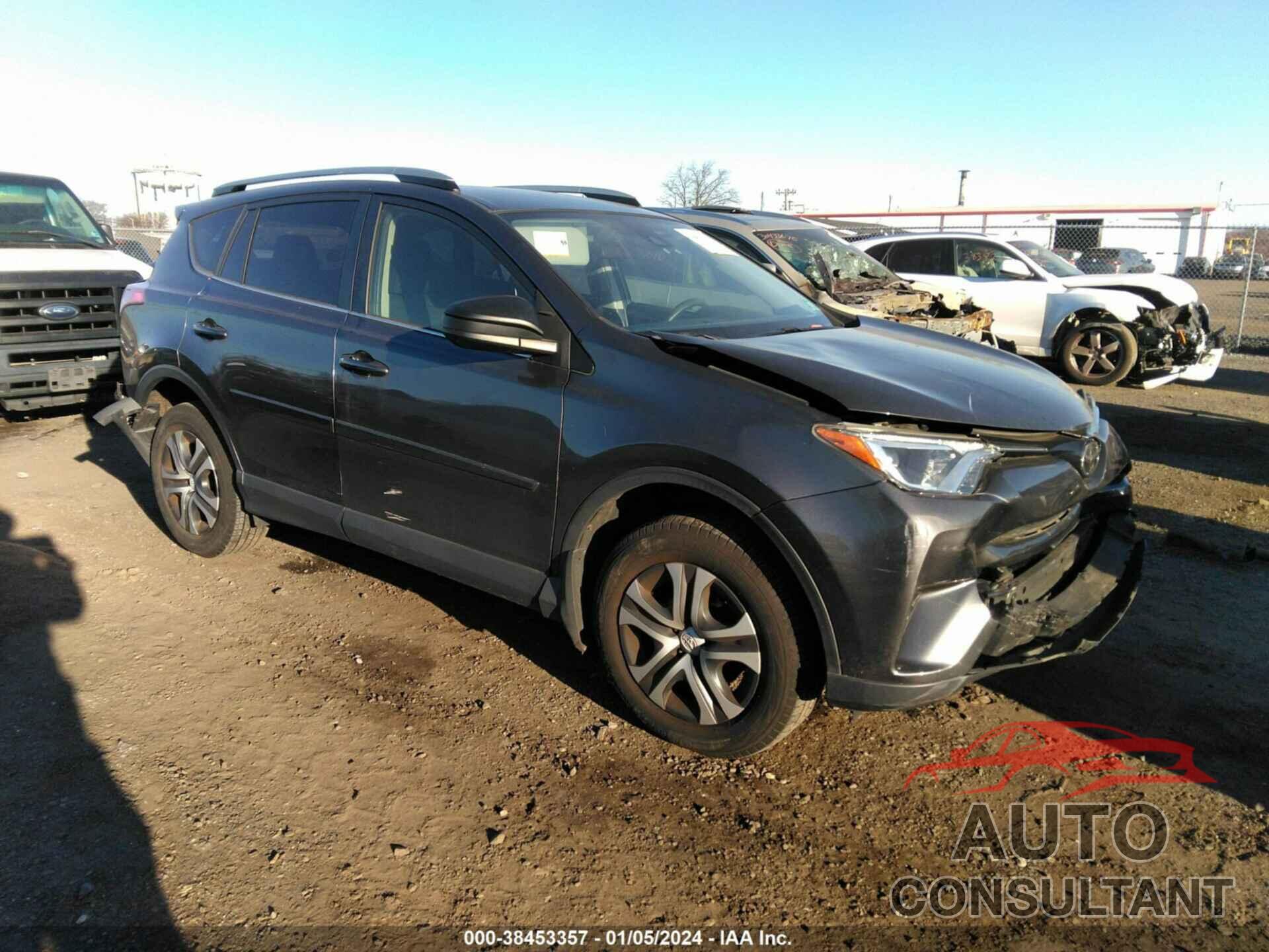 TOYOTA RAV4 2018 - JTMBFREV9JJ176864