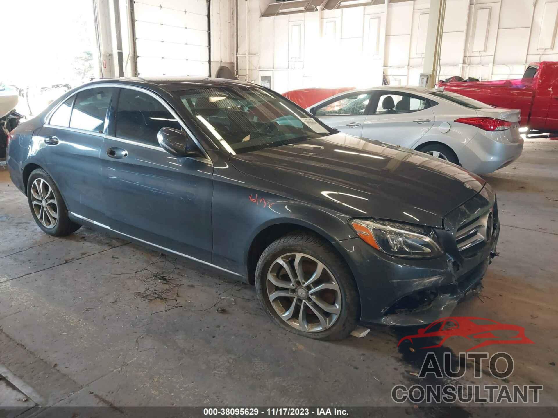 MERCEDES-BENZ C 300 2015 - 55SWF4KB7FU030877