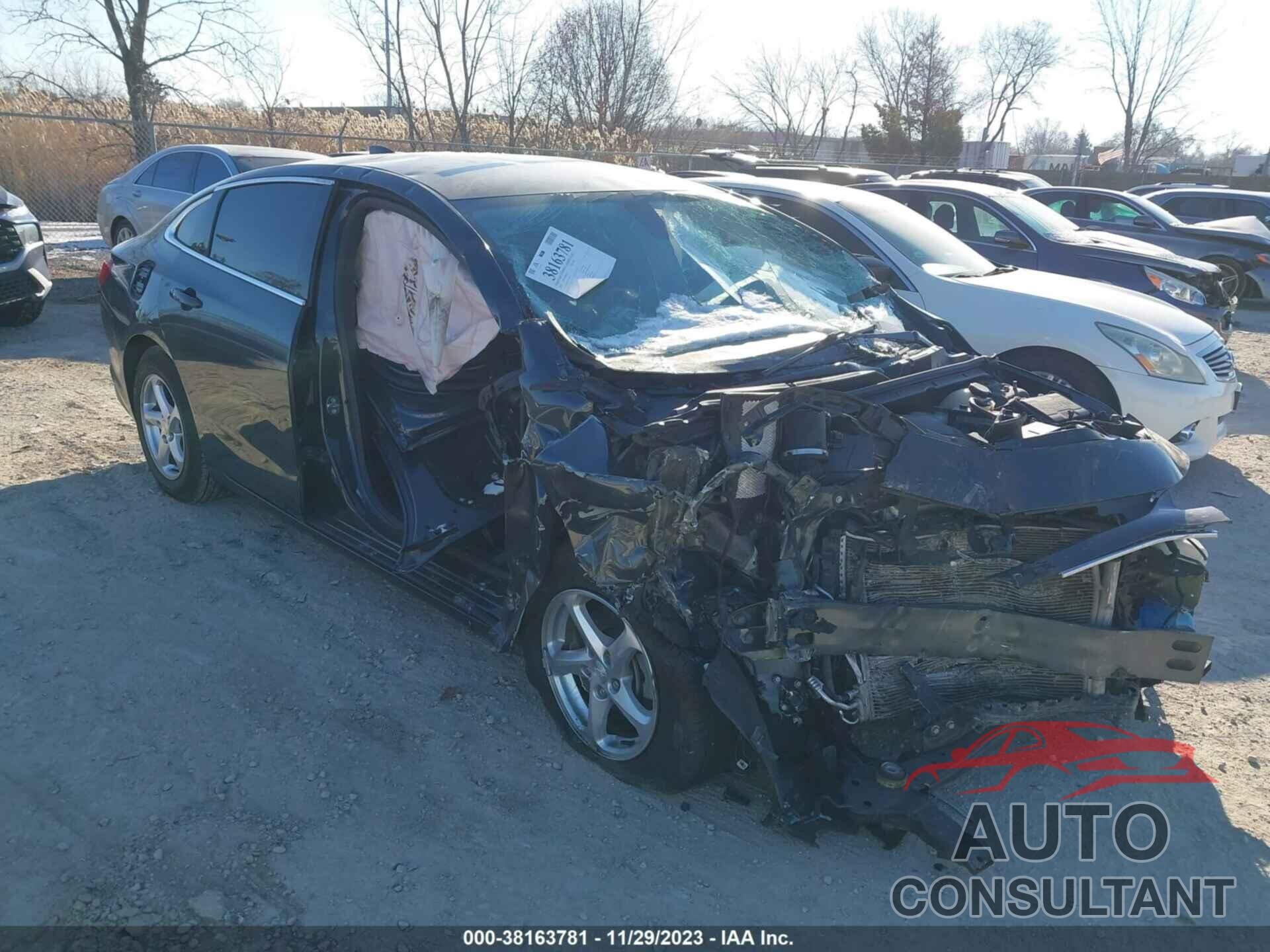 CHEVROLET MALIBU 2018 - 1G1ZB5ST5JF100365