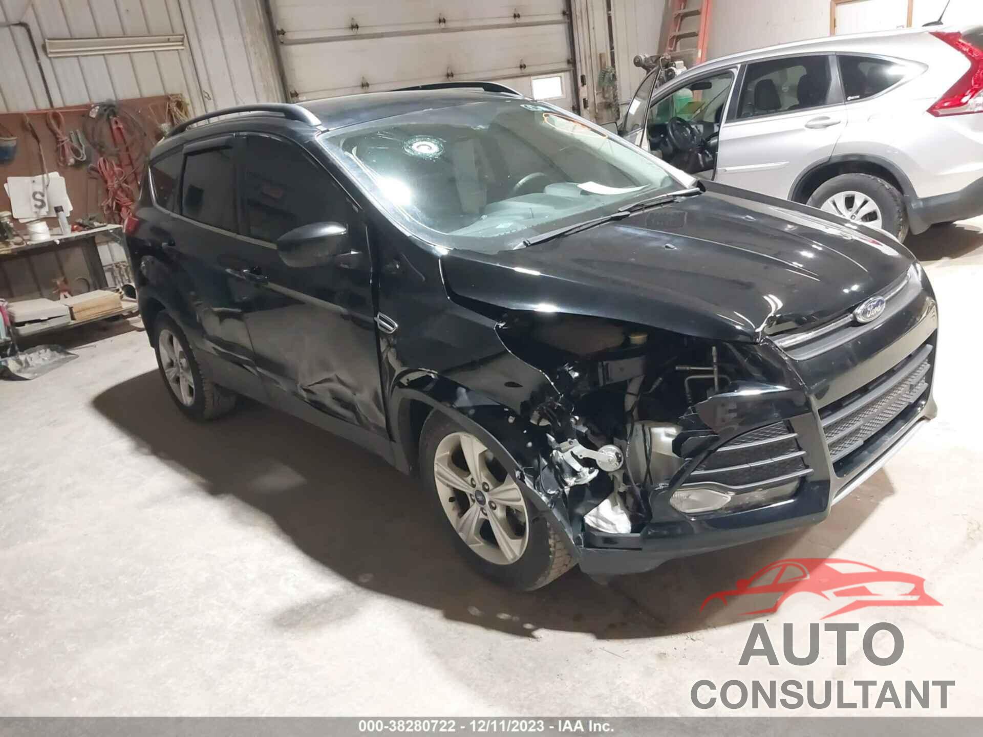 FORD ESCAPE 2016 - 1FMCU9G93GUC07104